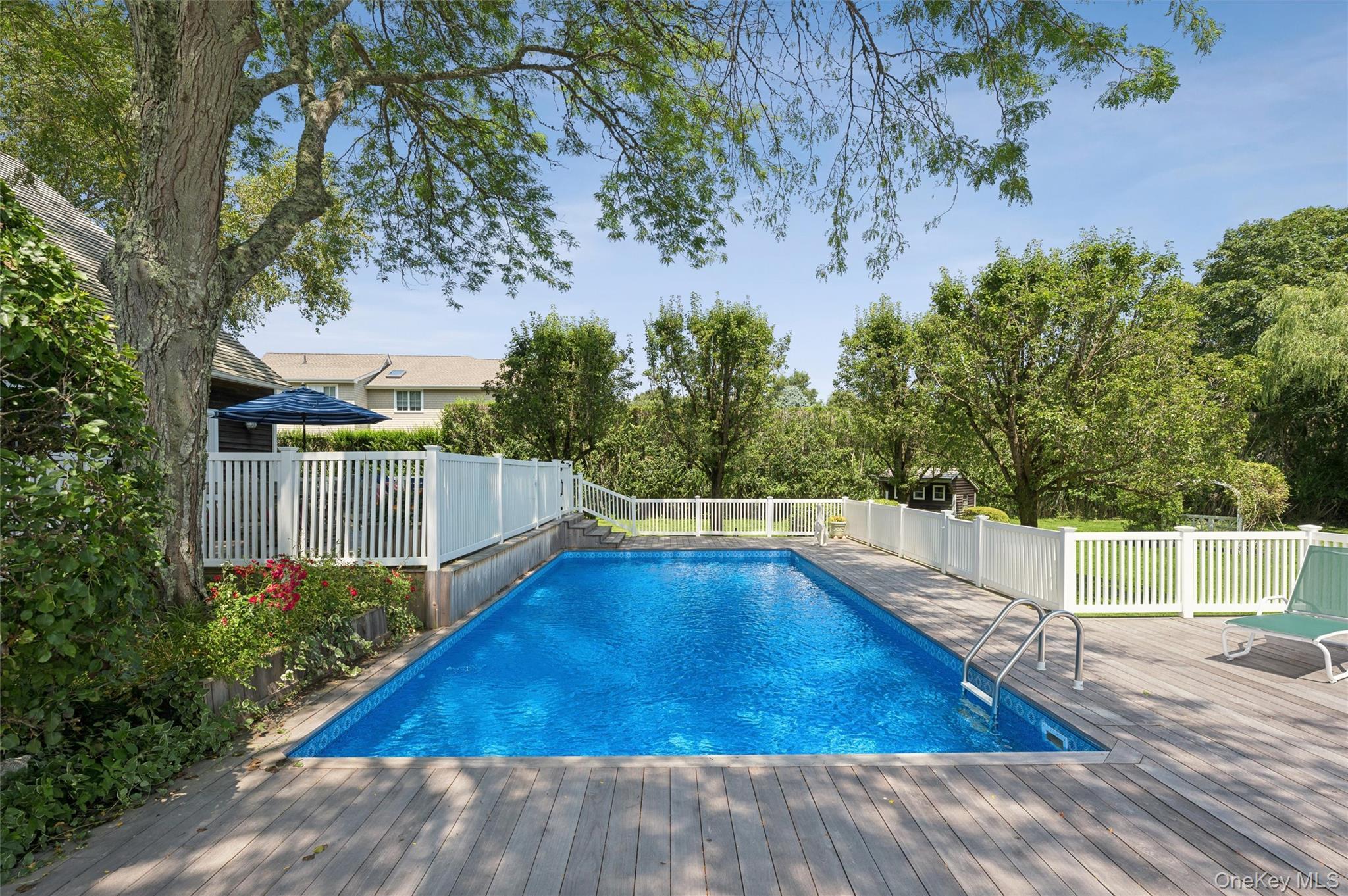 Single Family David Whites Lane  Suffolk County, NY 11968, MLS-1053107-30