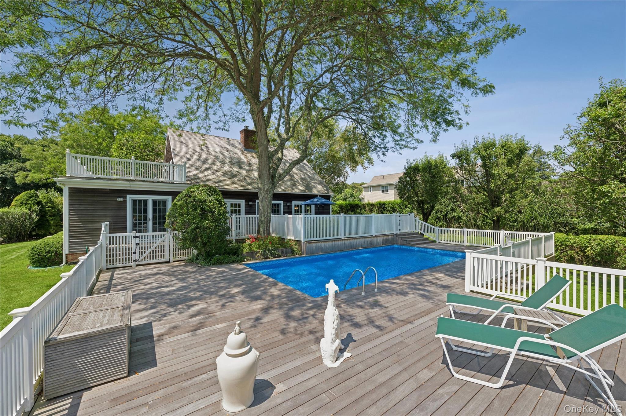 Single Family David Whites Lane  Suffolk County, NY 11968, MLS-1053107-31
