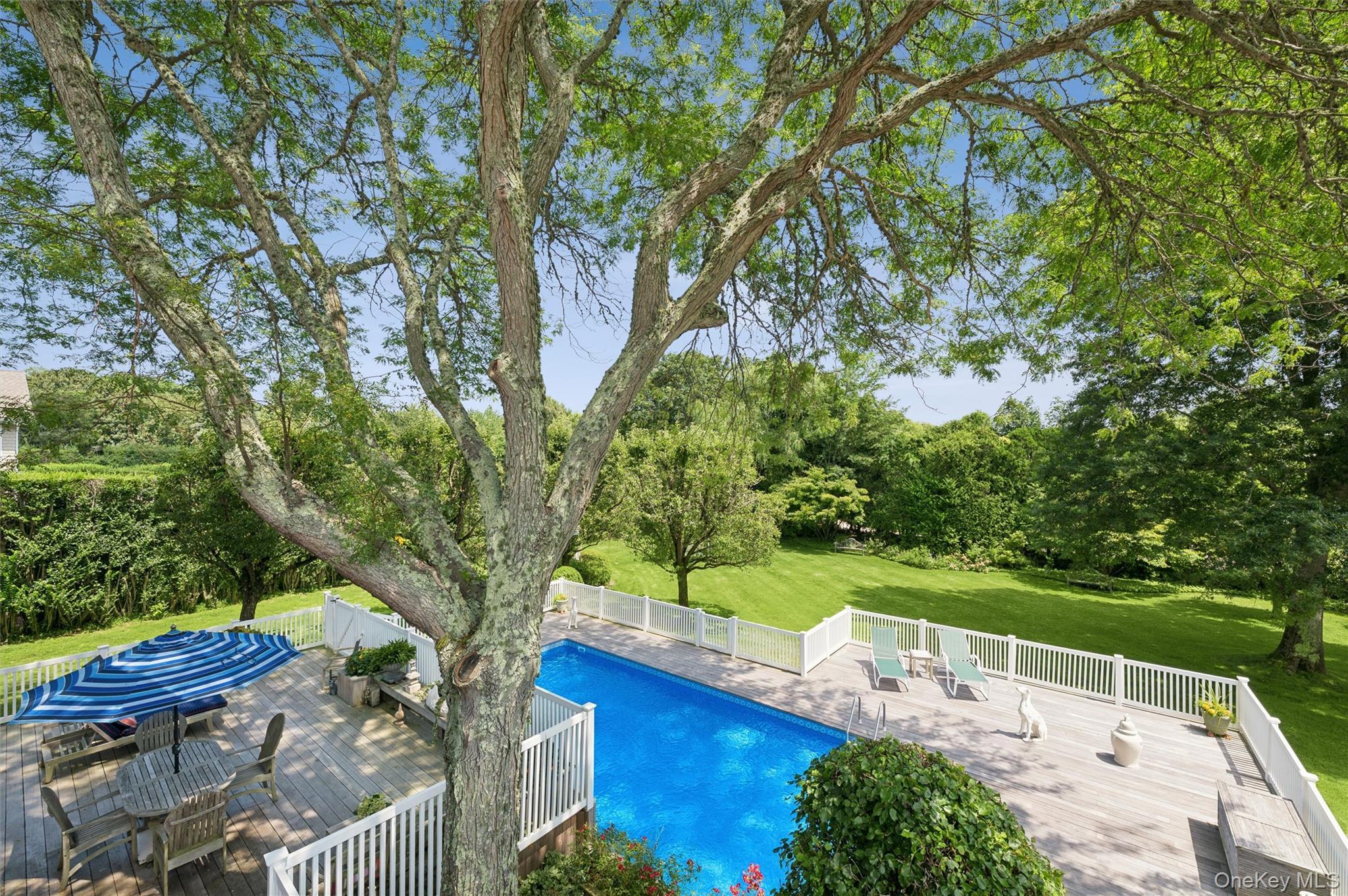 Single Family David Whites Lane  Suffolk County, NY 11968, MLS-1053107-33