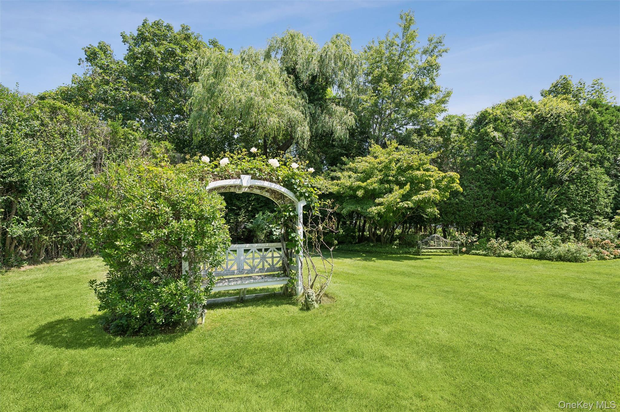 Single Family David Whites Lane  Suffolk County, NY 11968, MLS-1053107-36