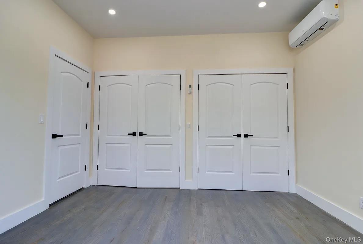 Single Family 62nd Street Queens, NY 11385, MLS-1053109-11