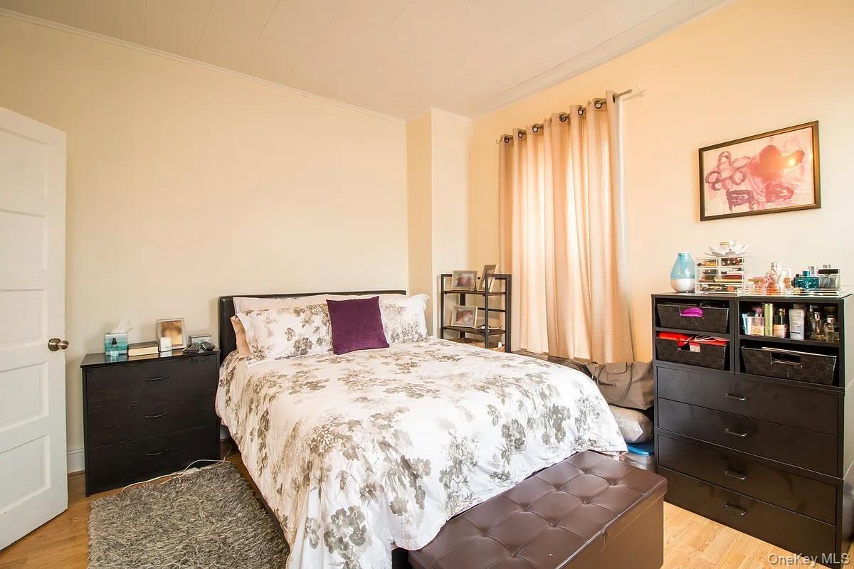 Single Family 62nd Street Queens, NY 11385, MLS-1053109-23