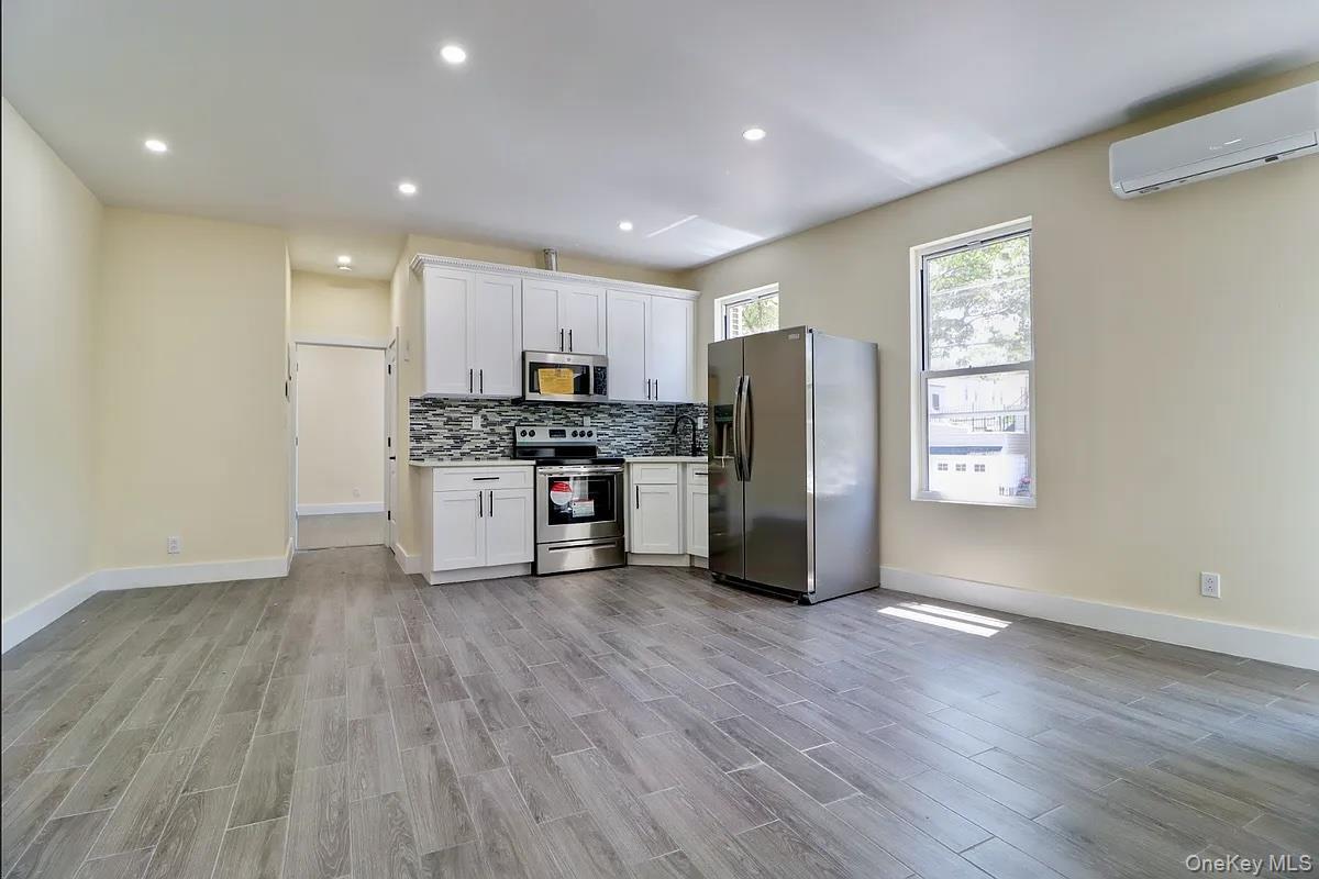 Single Family 62nd Street Queens, NY 11385, MLS-1053109-7