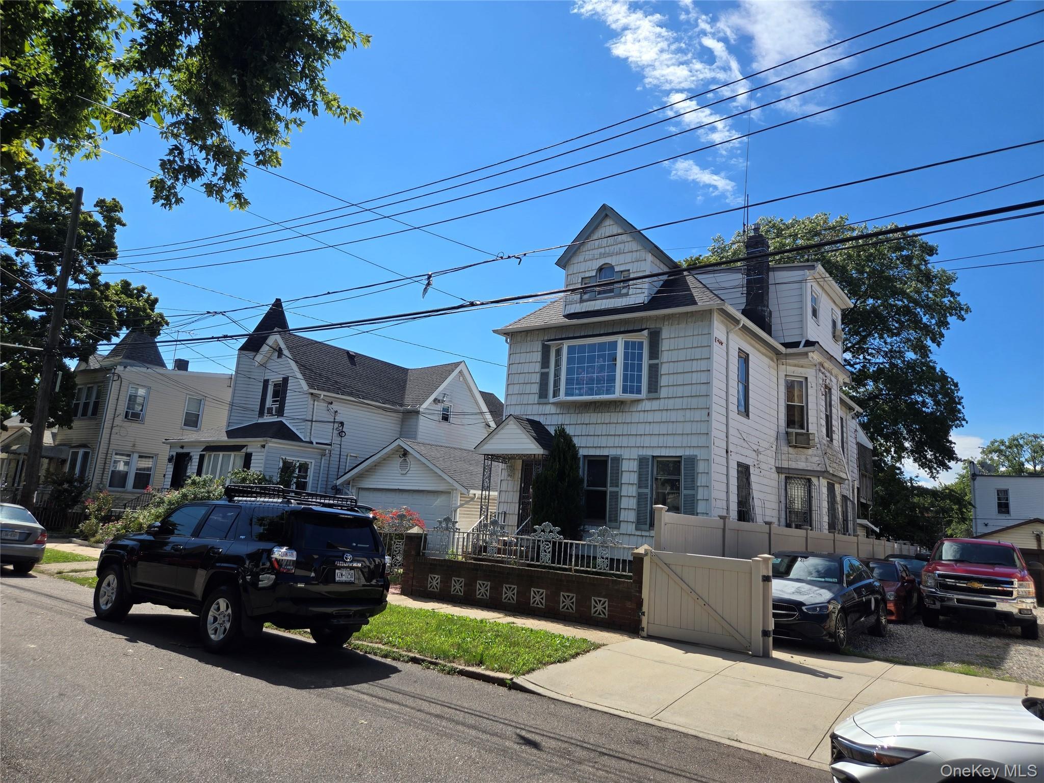 Single Family 107th Street  Queens, NY 11416, MLS-1053113-2