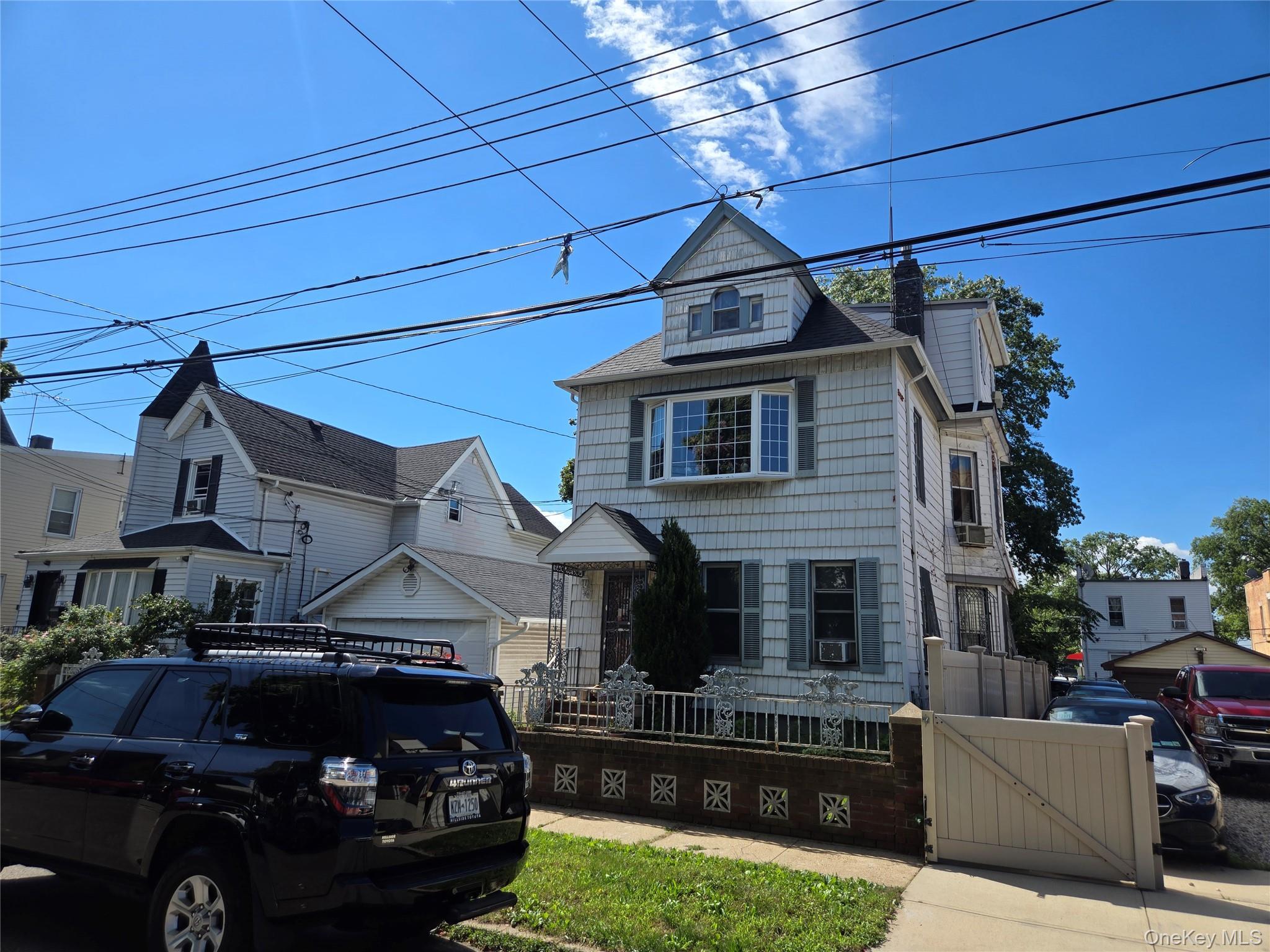 Single Family 107th Street  Queens, NY 11416, MLS-1053113-3
