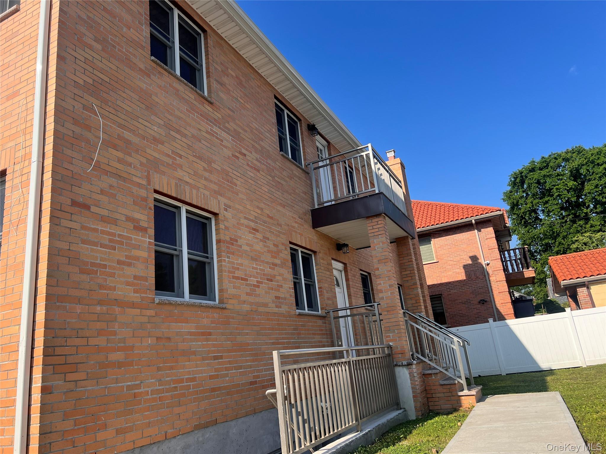 Single Family 45th Road Queens, NY 11358, MLS-1053121-2
