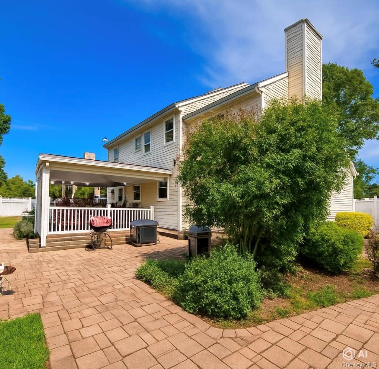 Single Family Howard Drive  Suffolk County, NY 11727, MLS-1053135-9