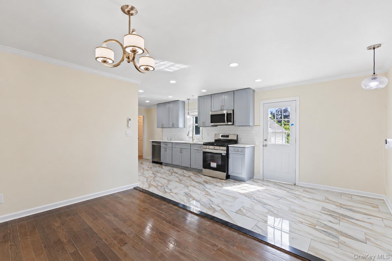 Single Family Milburn Avenue  Nassau County, NY 11550, MLS-1053136-8