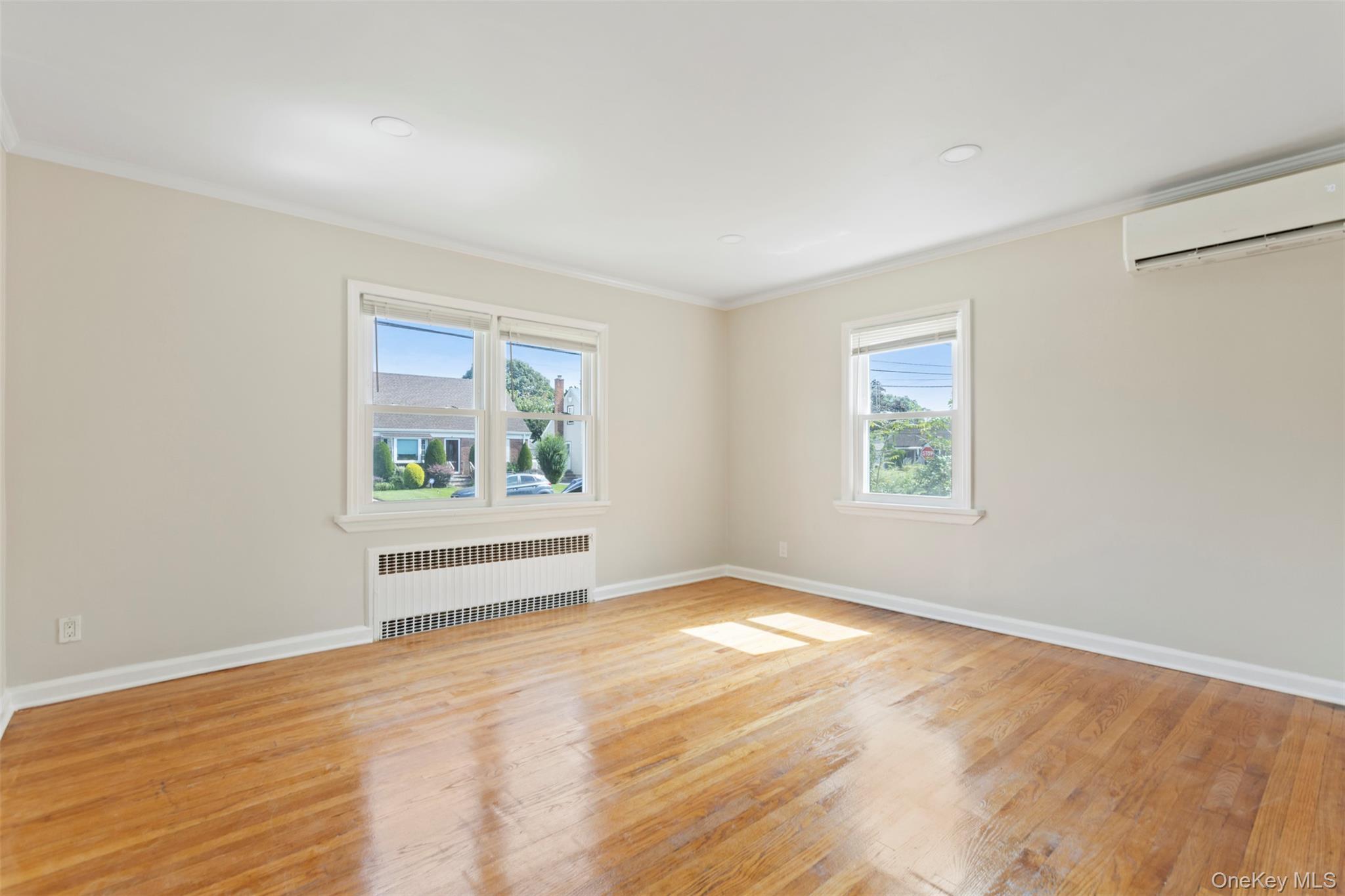 Single Family Milburn Avenue  Nassau County, NY 11550, MLS-1053136-9