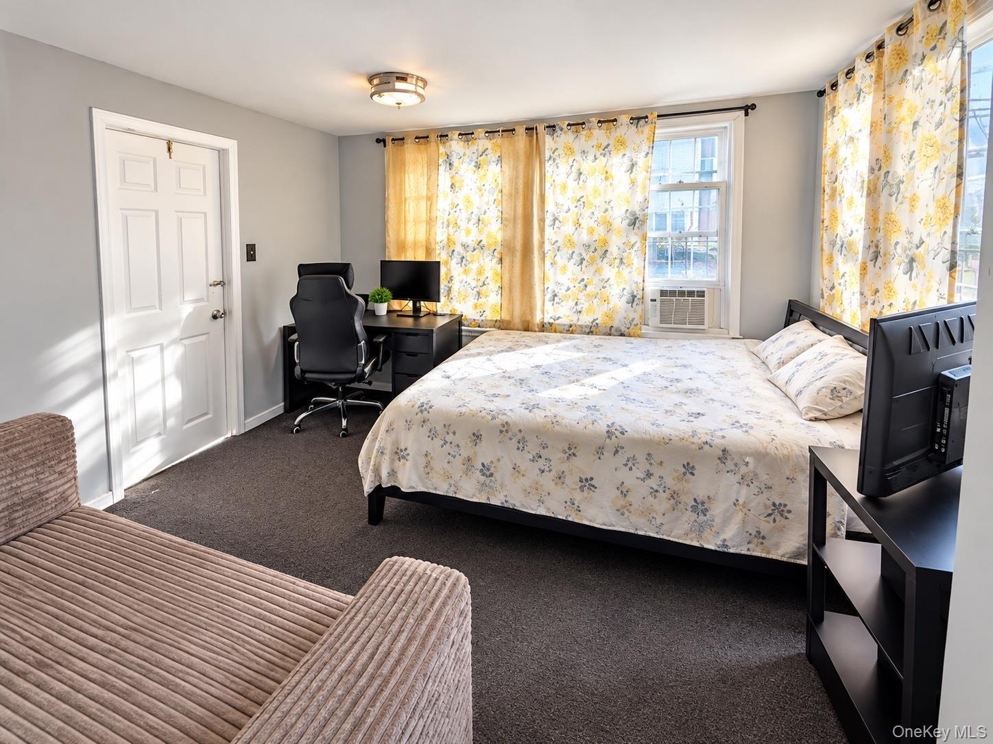 Single Family 97th Avenue Queens, NY 11419, MLS-1053138-4