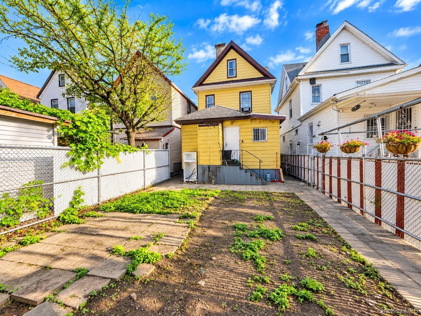 Single Family 97th Avenue Queens, NY 11419, MLS-1053138-6