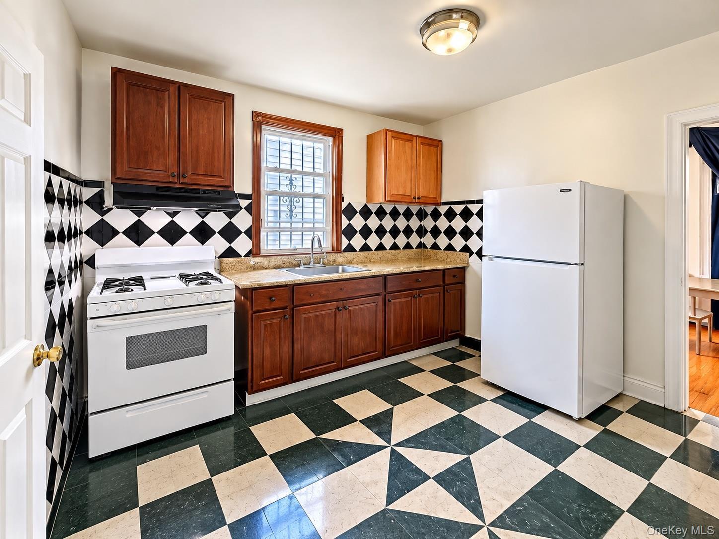 Single Family 97th Avenue Queens, NY 11419, MLS-1053138-9