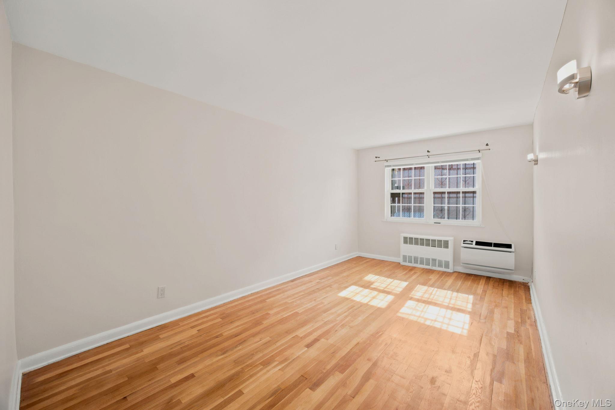Single Family Flatlands Avenue  Brooklyn, NY 11236, MLS-1053145-15