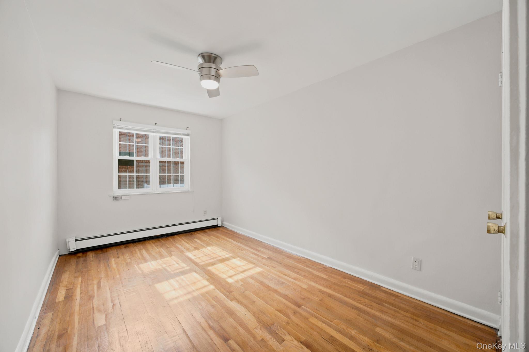 Single Family Flatlands Avenue  Brooklyn, NY 11236, MLS-1053145-16