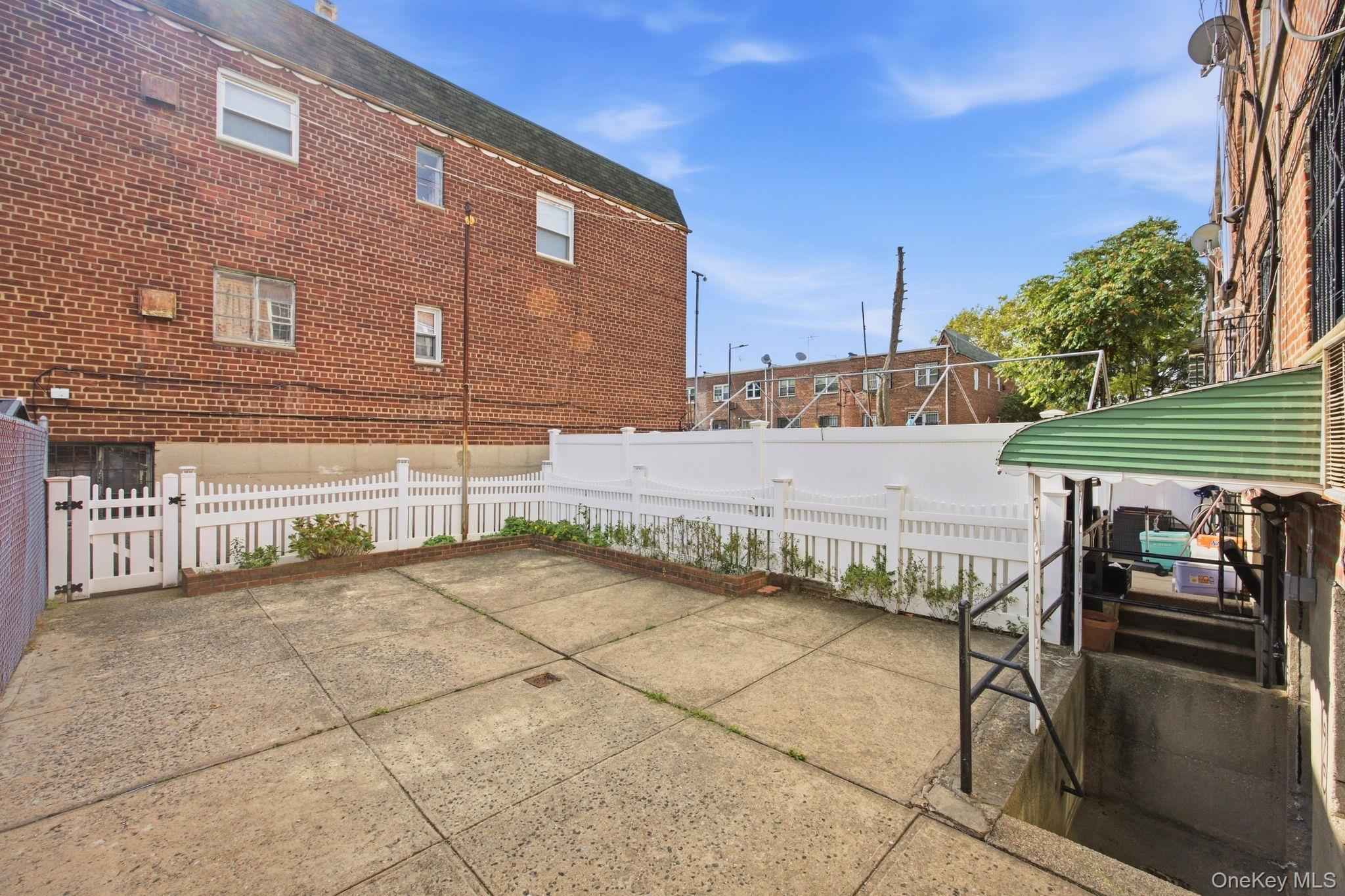Single Family Flatlands Avenue  Brooklyn, NY 11236, MLS-1053145-22