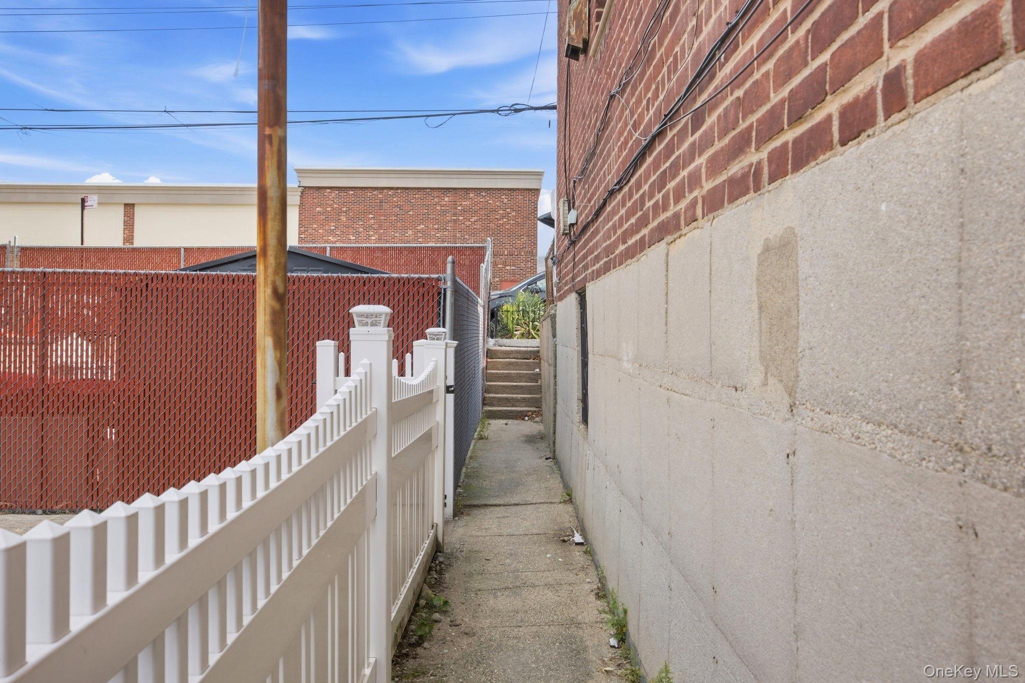 Single Family Flatlands Avenue  Brooklyn, NY 11236, MLS-1053145-23