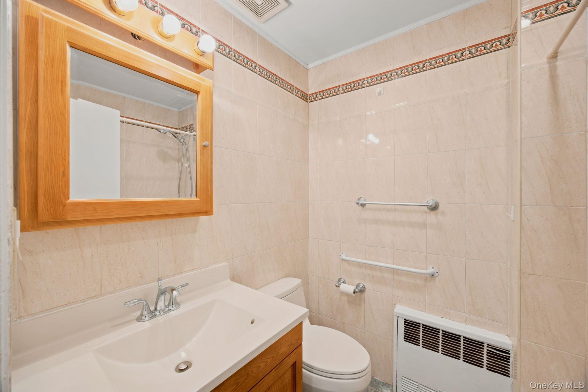 Single Family Flatlands Avenue  Brooklyn, NY 11236, MLS-1053145-8