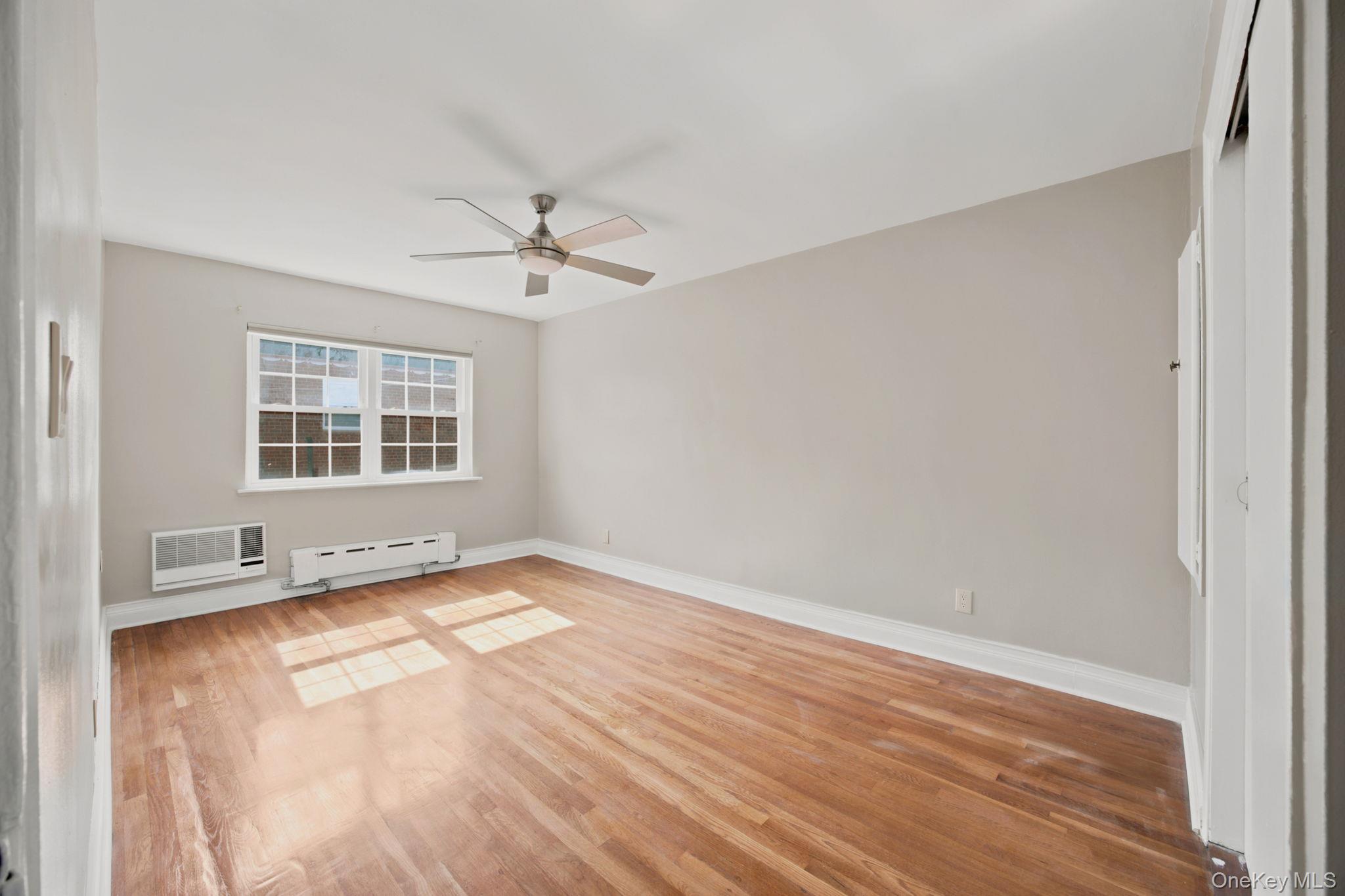 Single Family Flatlands Avenue  Brooklyn, NY 11236, MLS-1053145-9