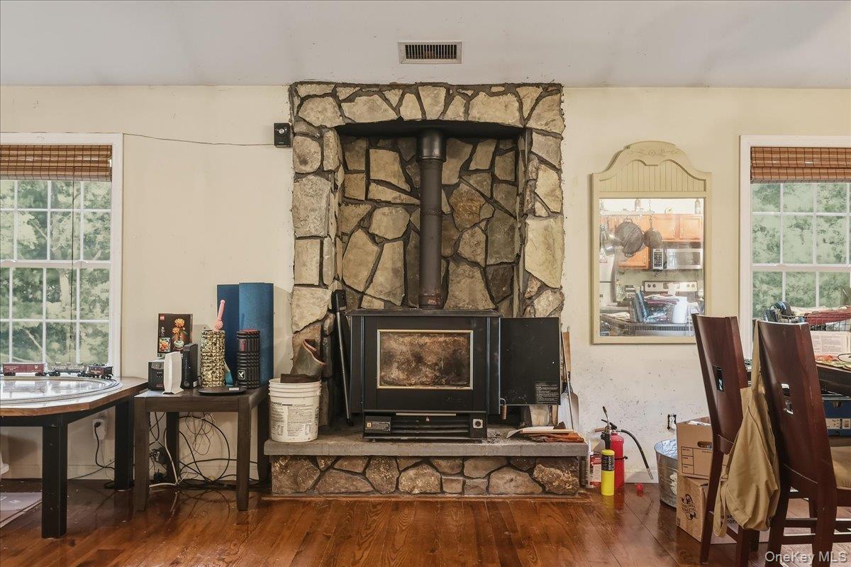 Single Family Clifford Lane  Suffolk County, NY 11763, MLS-1053154-27