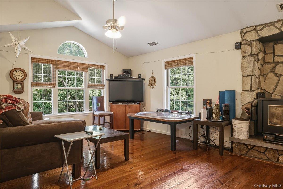 Single Family Clifford Lane  Suffolk County, NY 11763, MLS-1053154-28