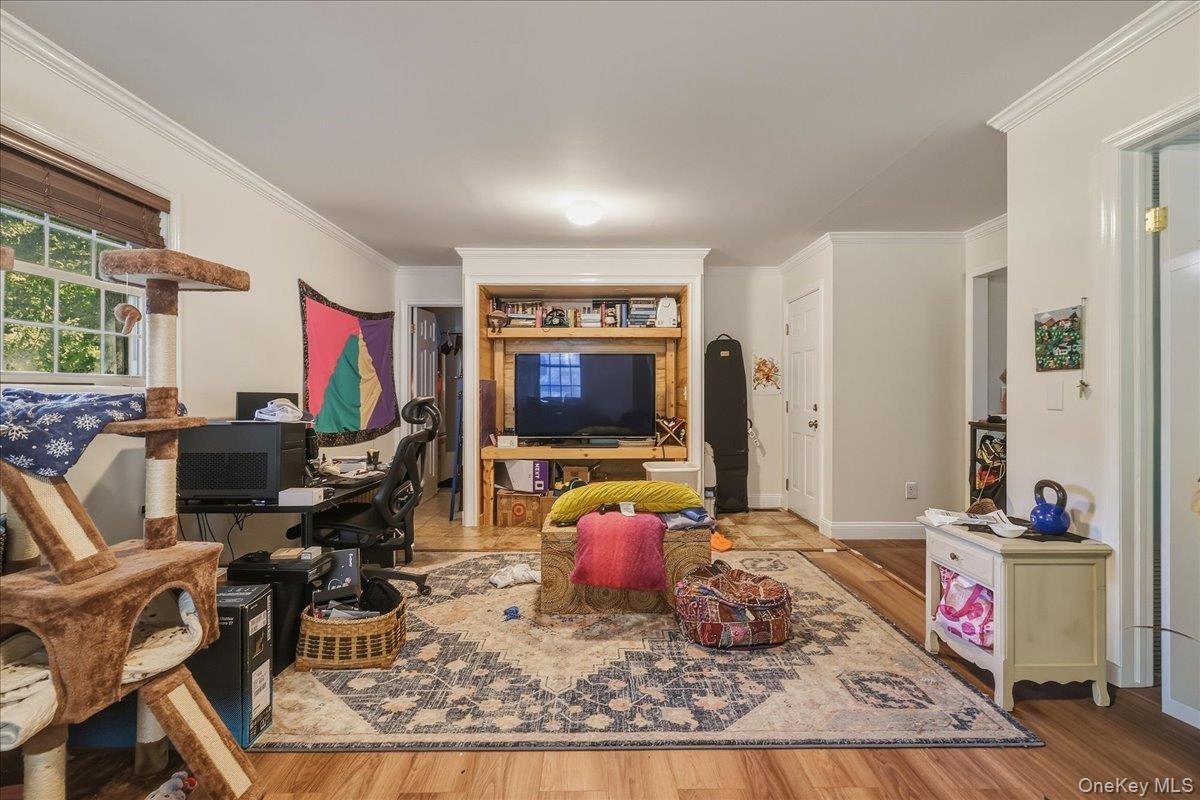 Single Family Clifford Lane  Suffolk County, NY 11763, MLS-1053154-33