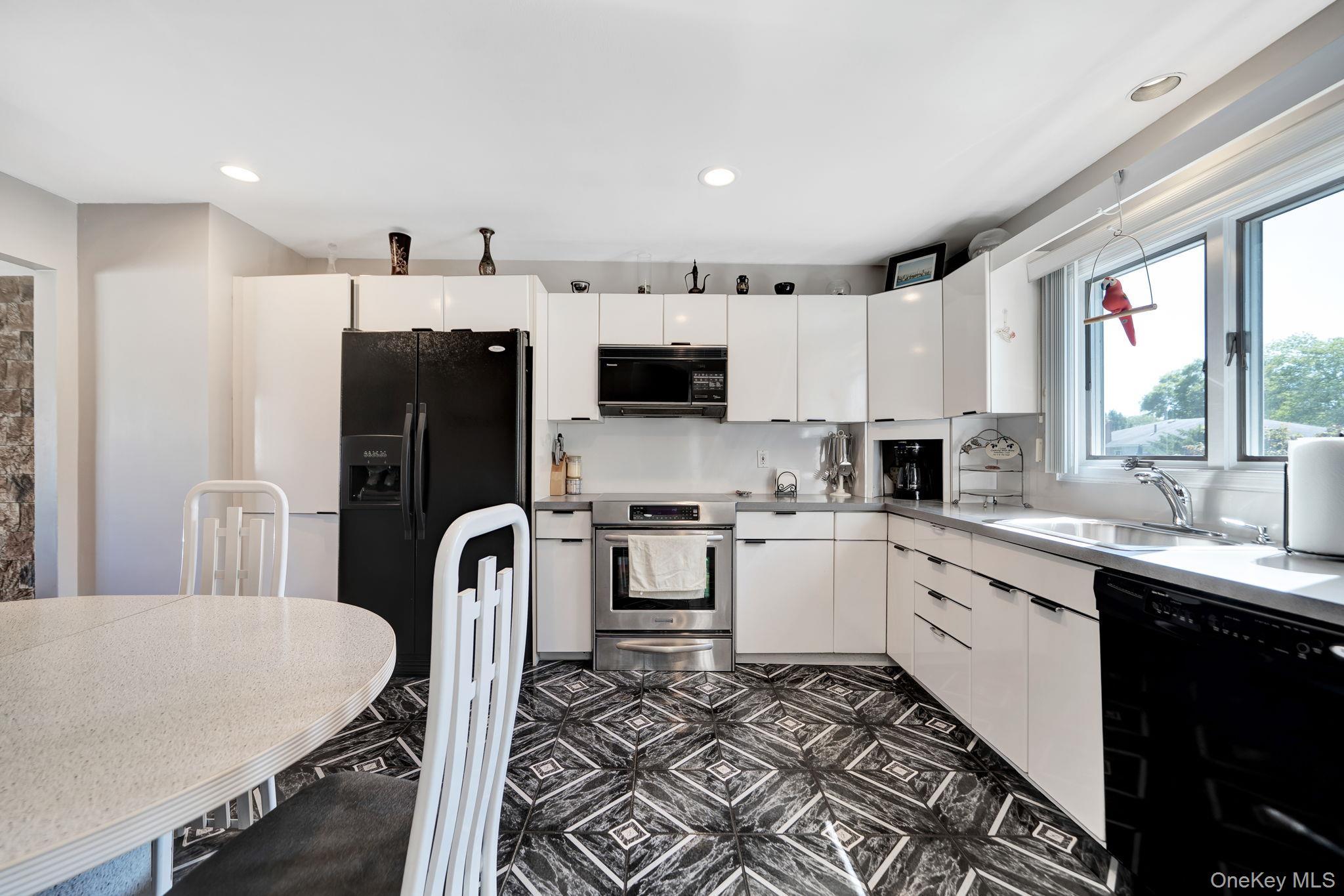 Single Family N Lewis Avenue  Suffolk County, NY 11757, MLS-1053184-12