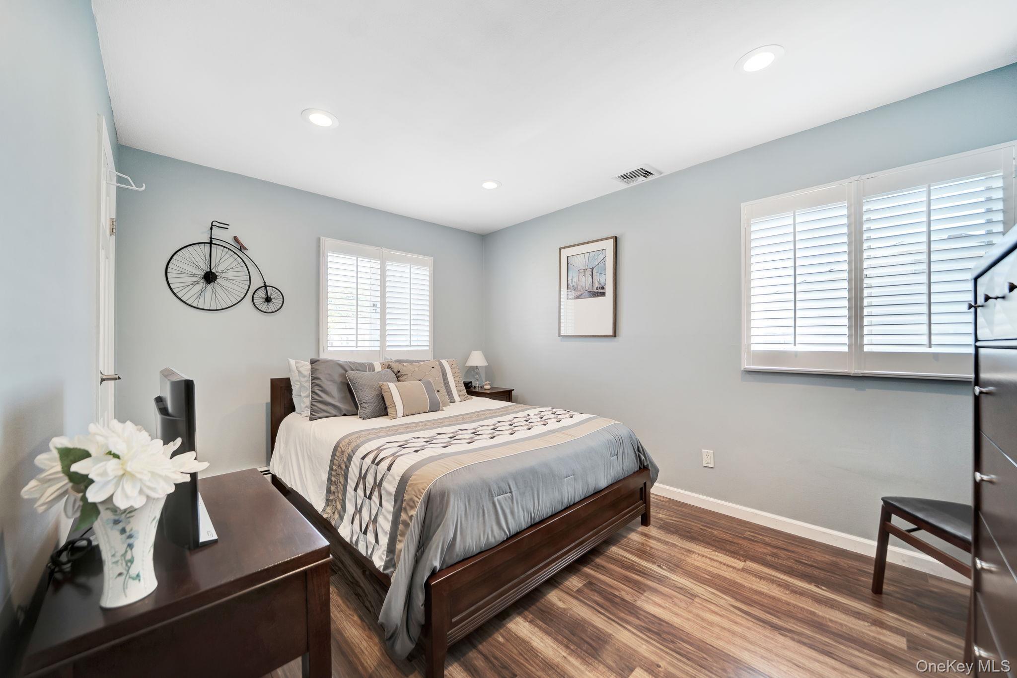 Single Family N Lewis Avenue  Suffolk County, NY 11757, MLS-1053184-17