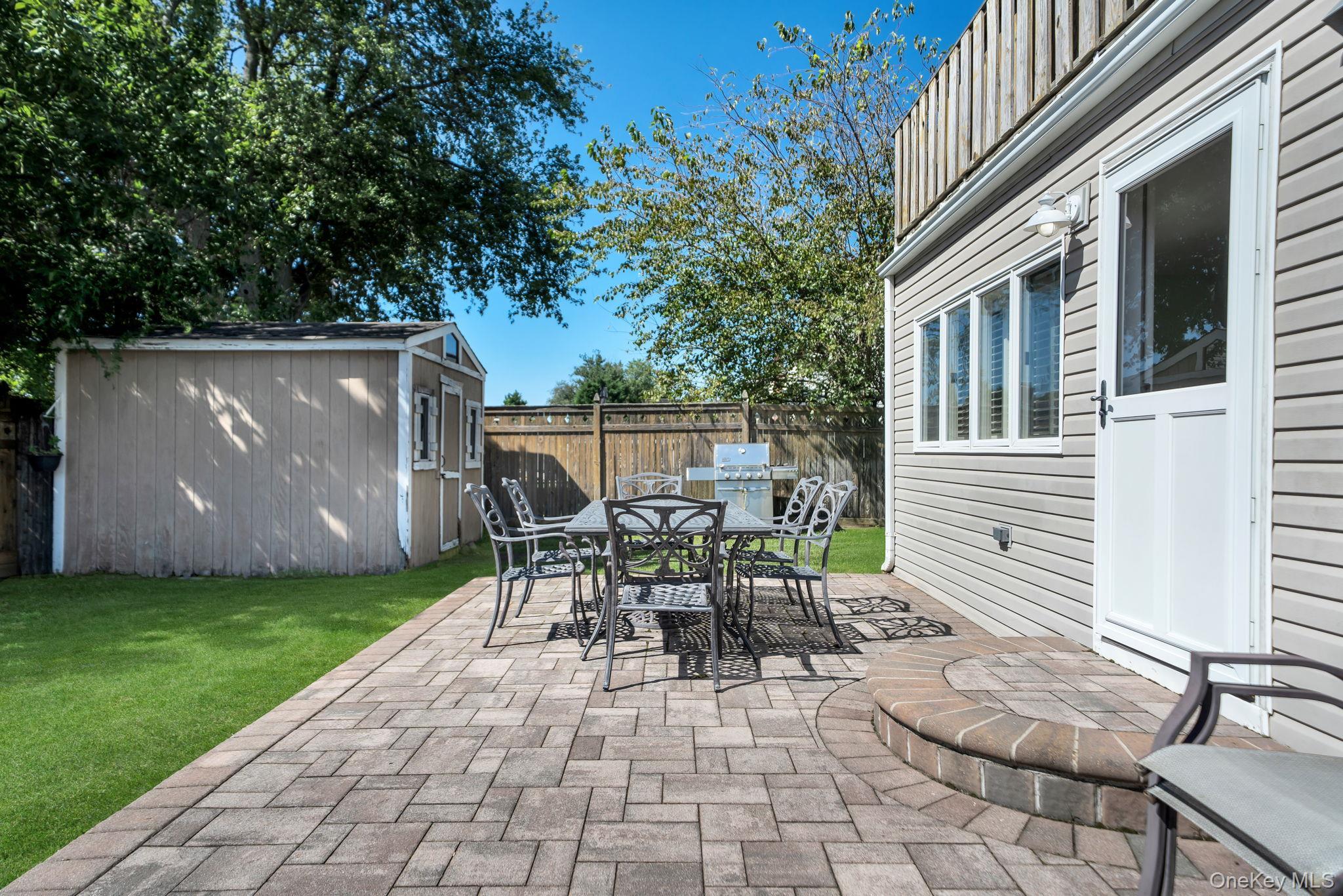 Single Family N Lewis Avenue  Suffolk County, NY 11757, MLS-1053184-34