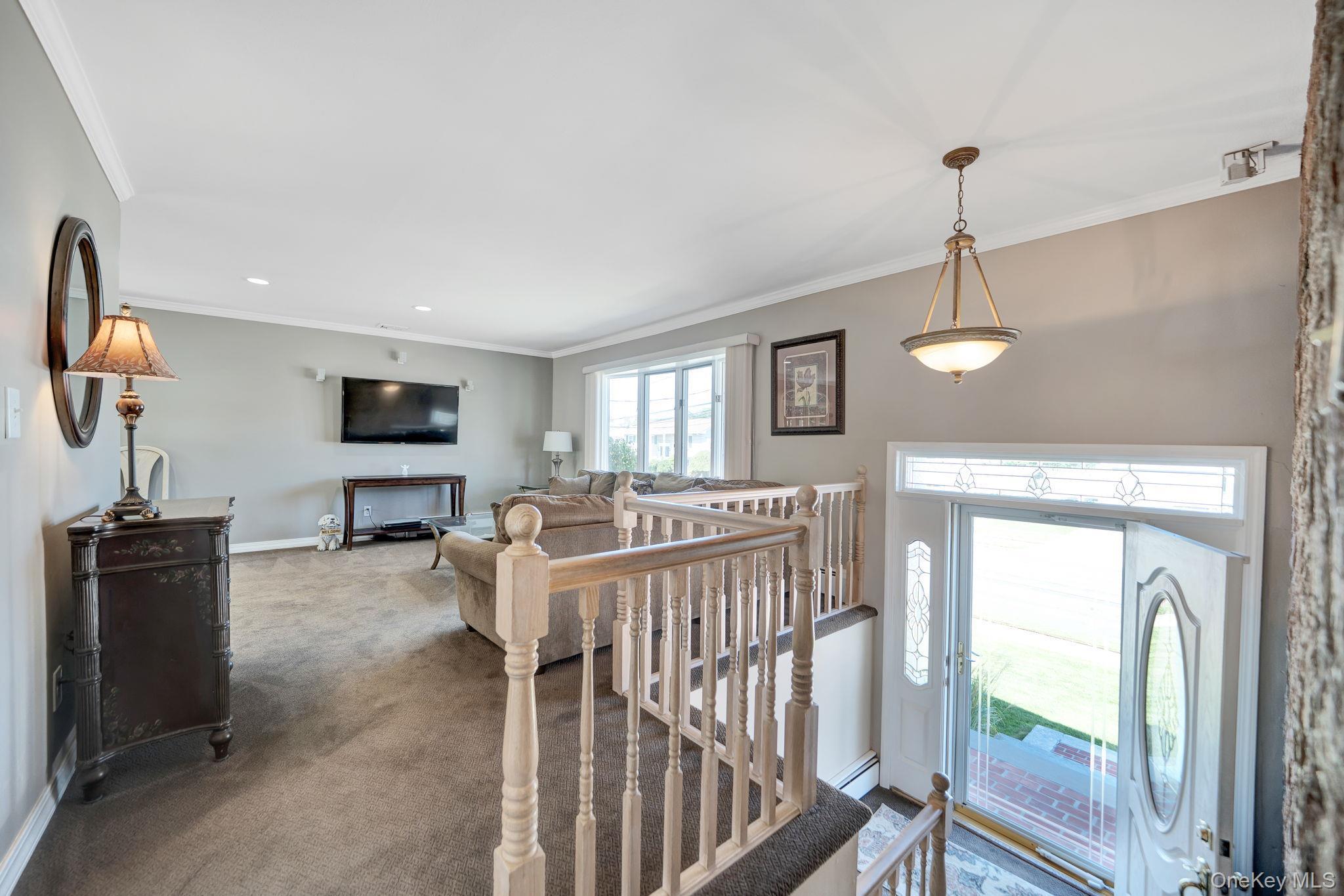 Single Family N Lewis Avenue  Suffolk County, NY 11757, MLS-1053184-4