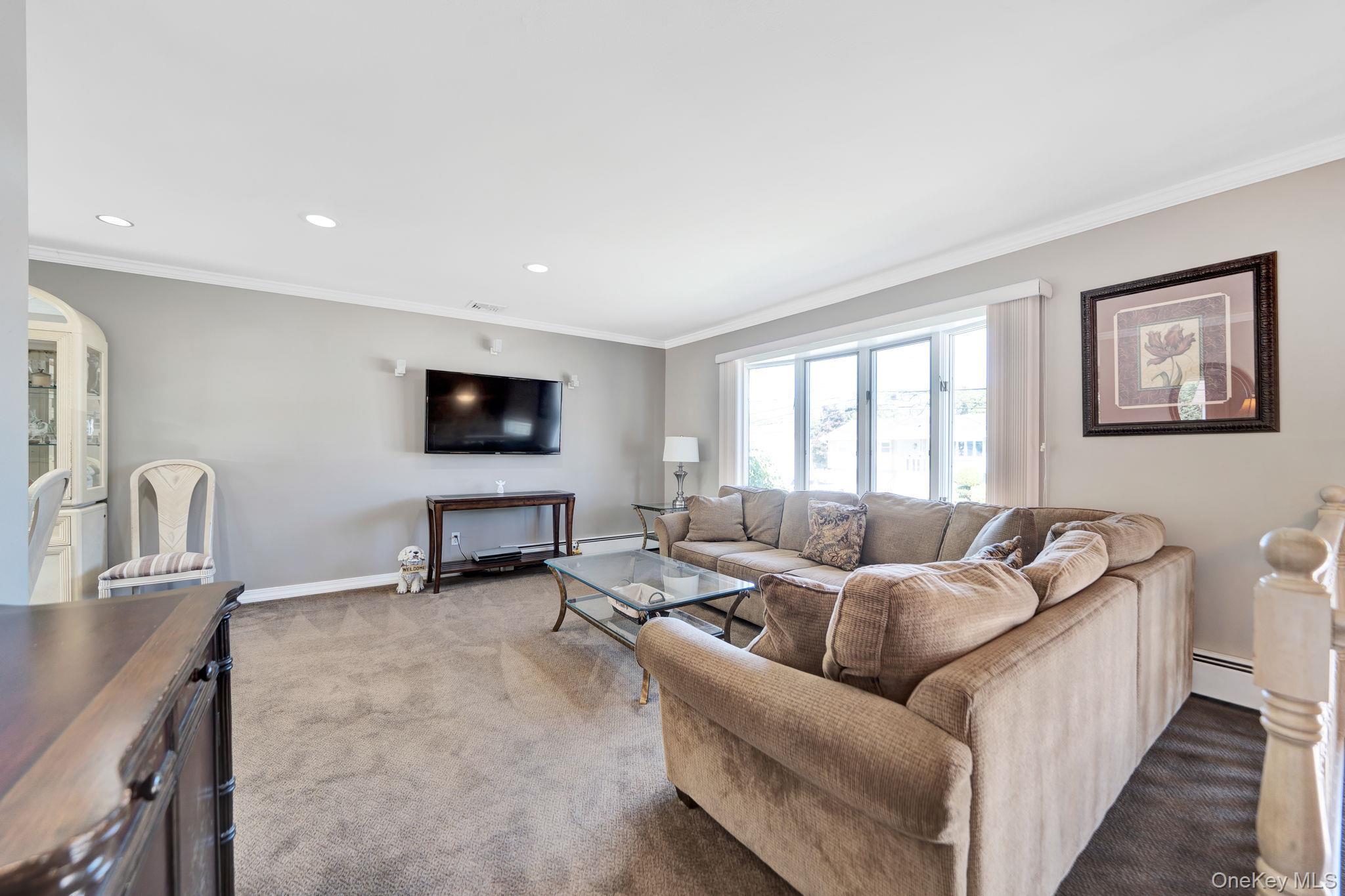 Single Family N Lewis Avenue  Suffolk County, NY 11757, MLS-1053184-6