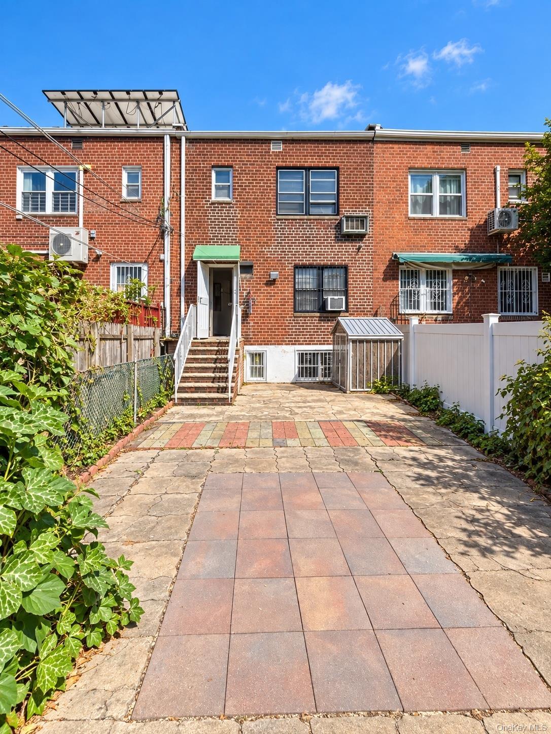 Single Family 75th  Queens, NY 11370, MLS-1053189-8
