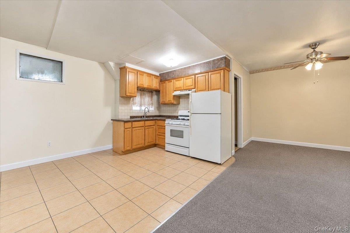 Single Family Stadium Avenue Bronx, NY 10465, MLS-1053191-21