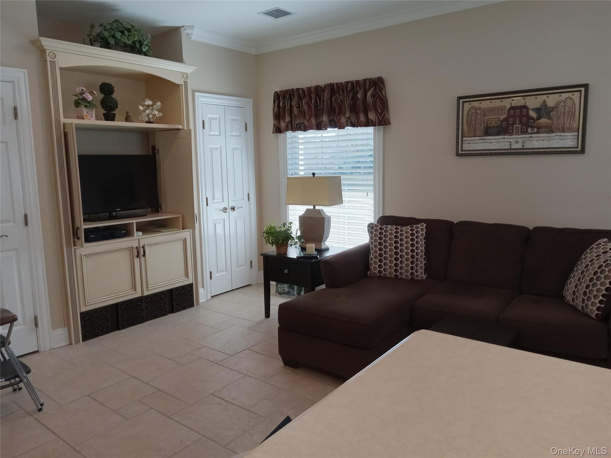 Single Family Golden Spruce Drive Suffolk County, NY 11933, MLS-1053200-11
