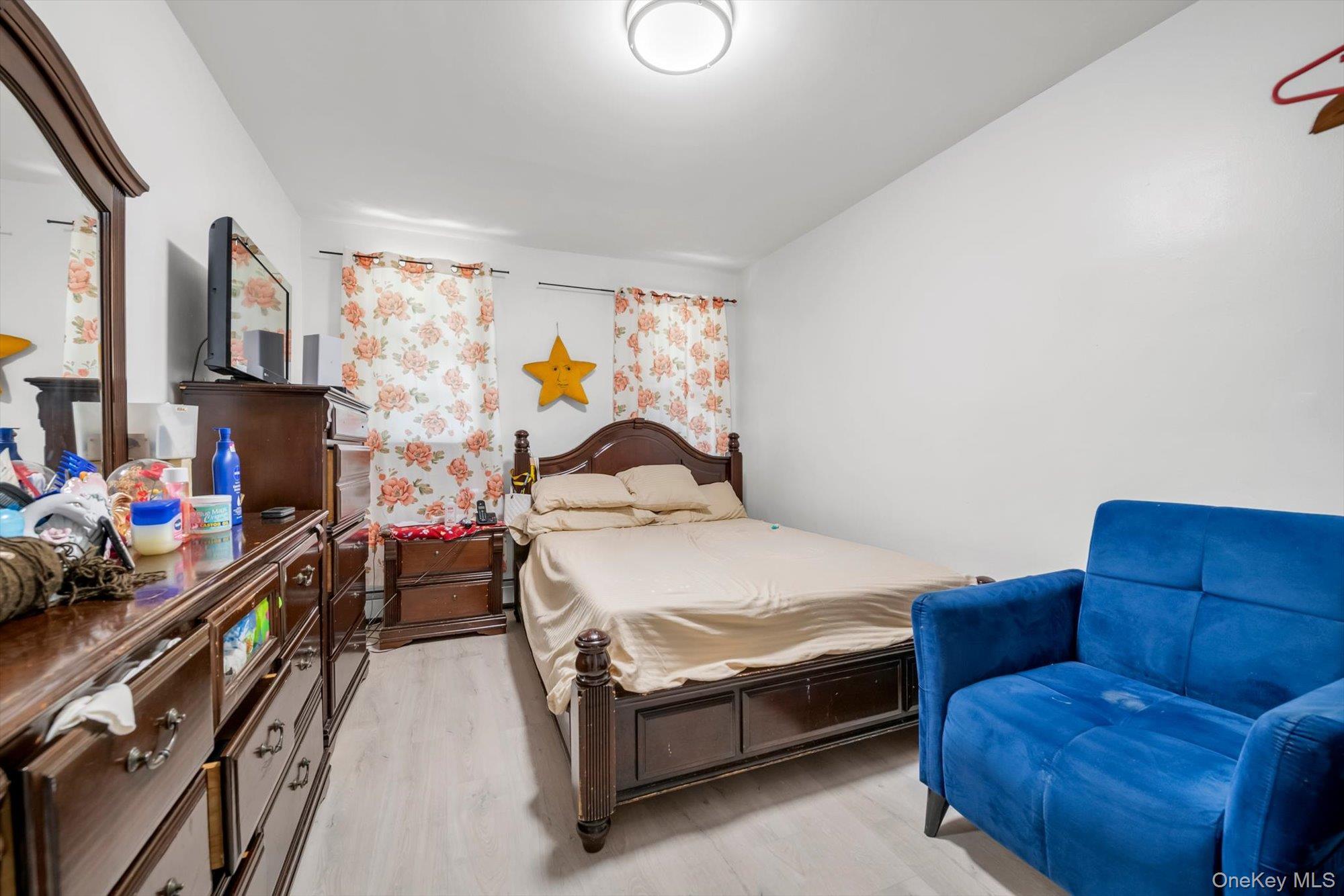 Single Family Colden Avenue  Bronx, NY 10462, MLS-1053205-18