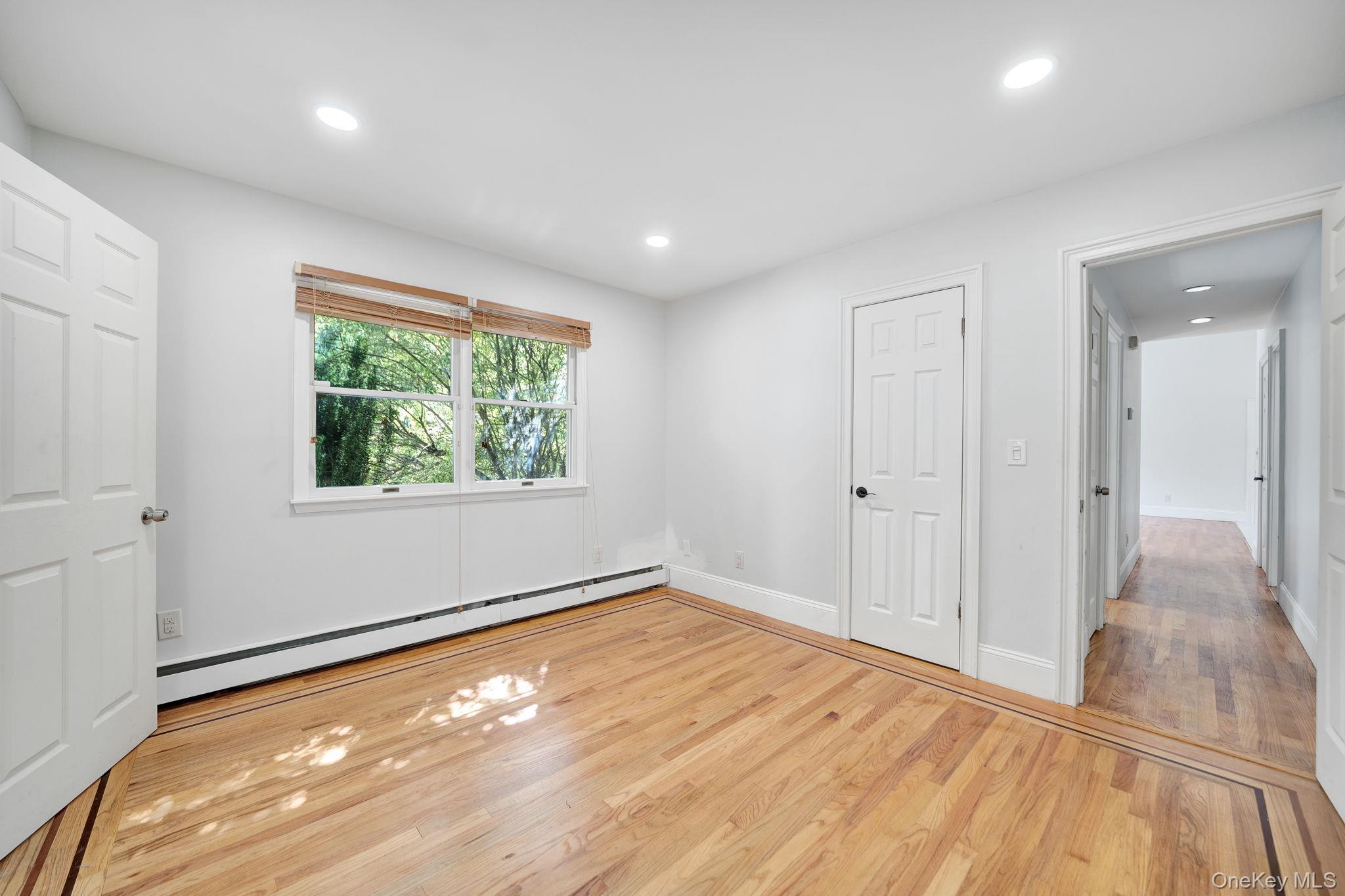 Single Family Whiskey Road Suffolk County, NY 11727, MLS-1053239-17