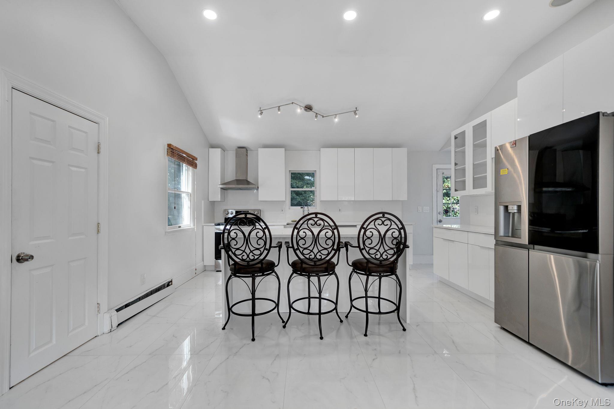 Single Family Whiskey Road Suffolk County, NY 11727, MLS-1053239-25