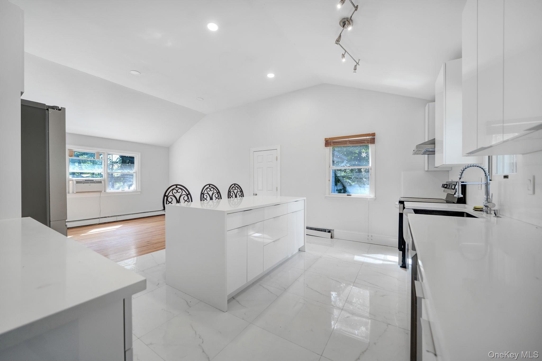 Single Family Whiskey Road Suffolk County, NY 11727, MLS-1053239-29