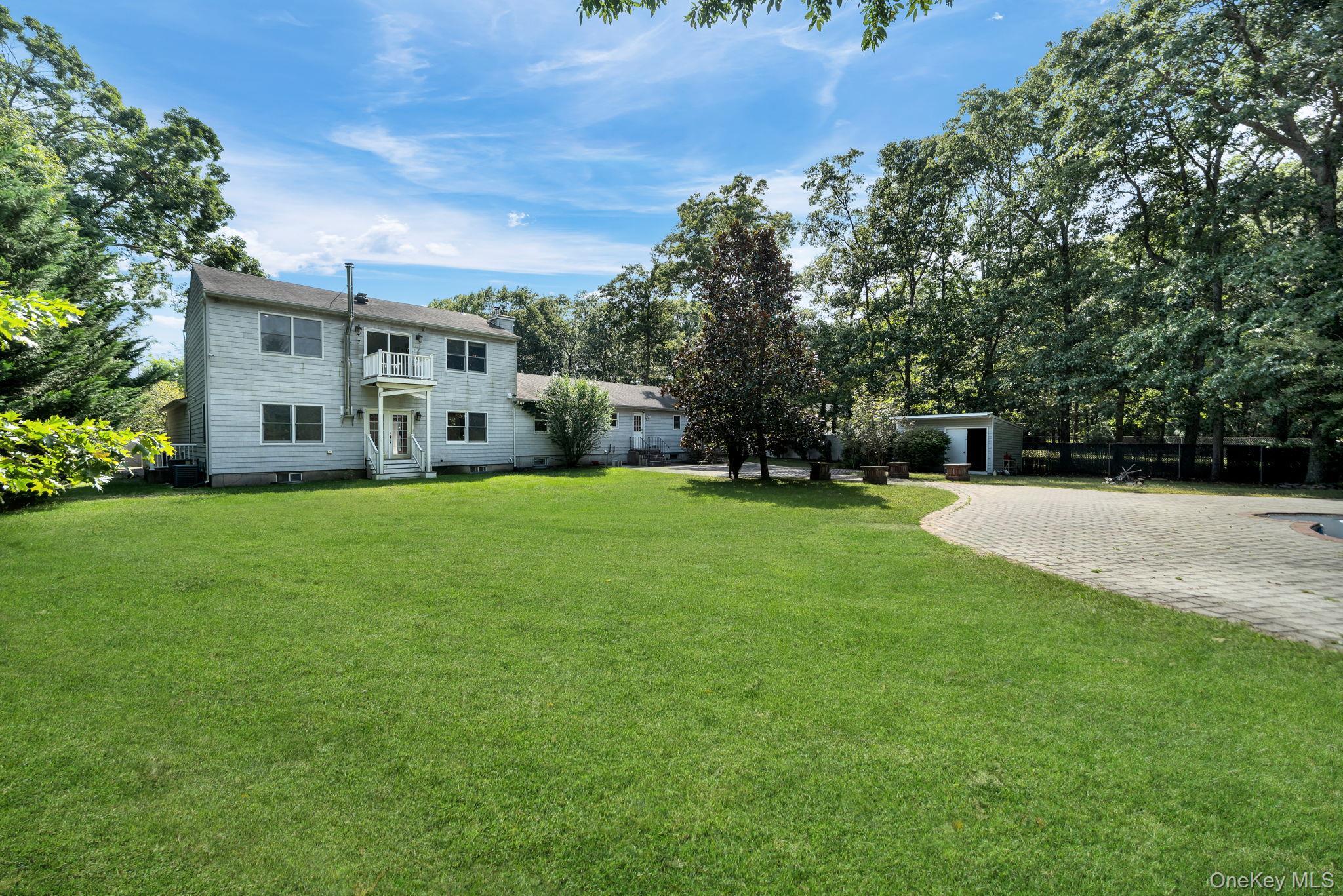 Single Family Whiskey Road Suffolk County, NY 11727, MLS-1053239-46