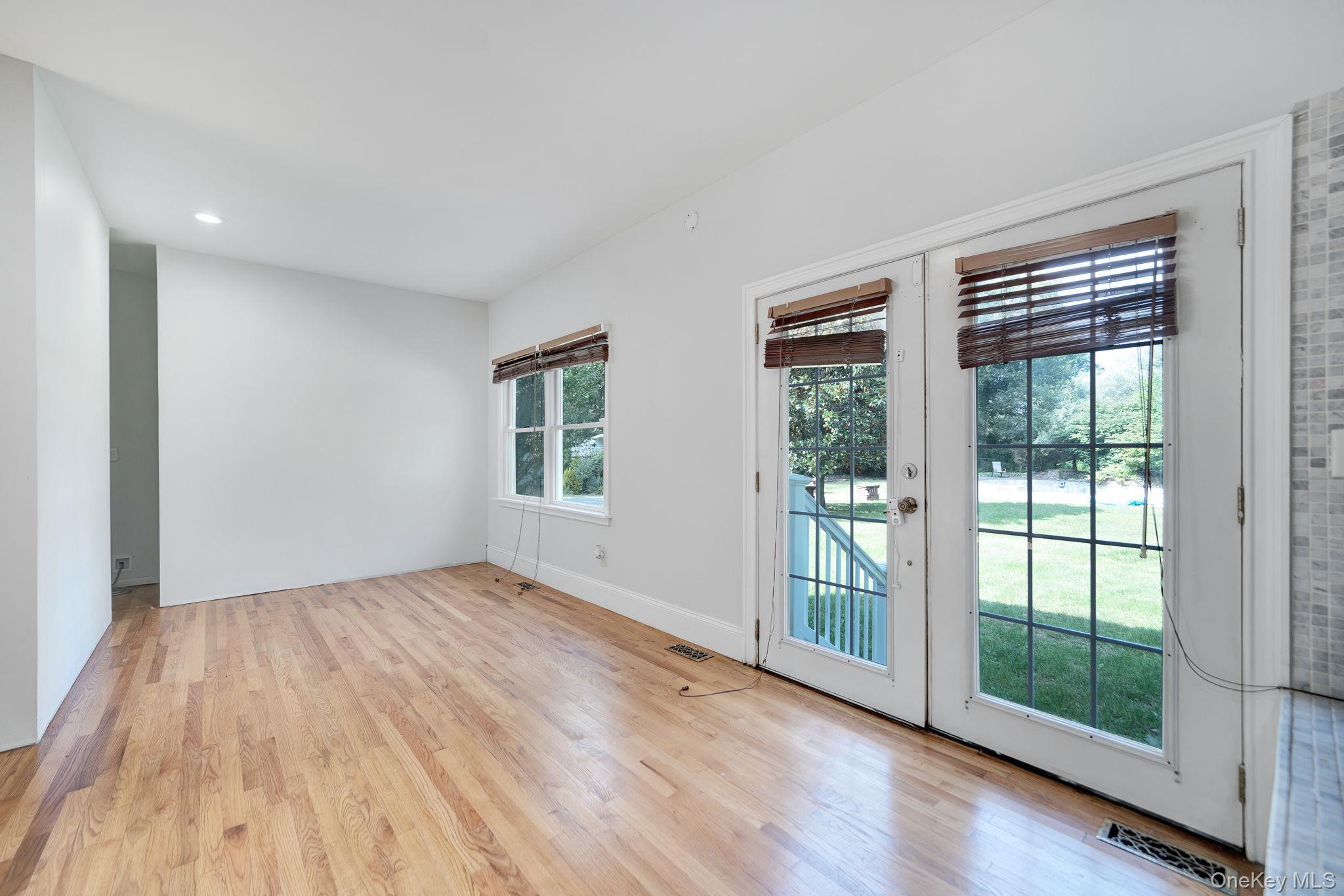 Single Family Whiskey Road Suffolk County, NY 11727, MLS-1053239-9