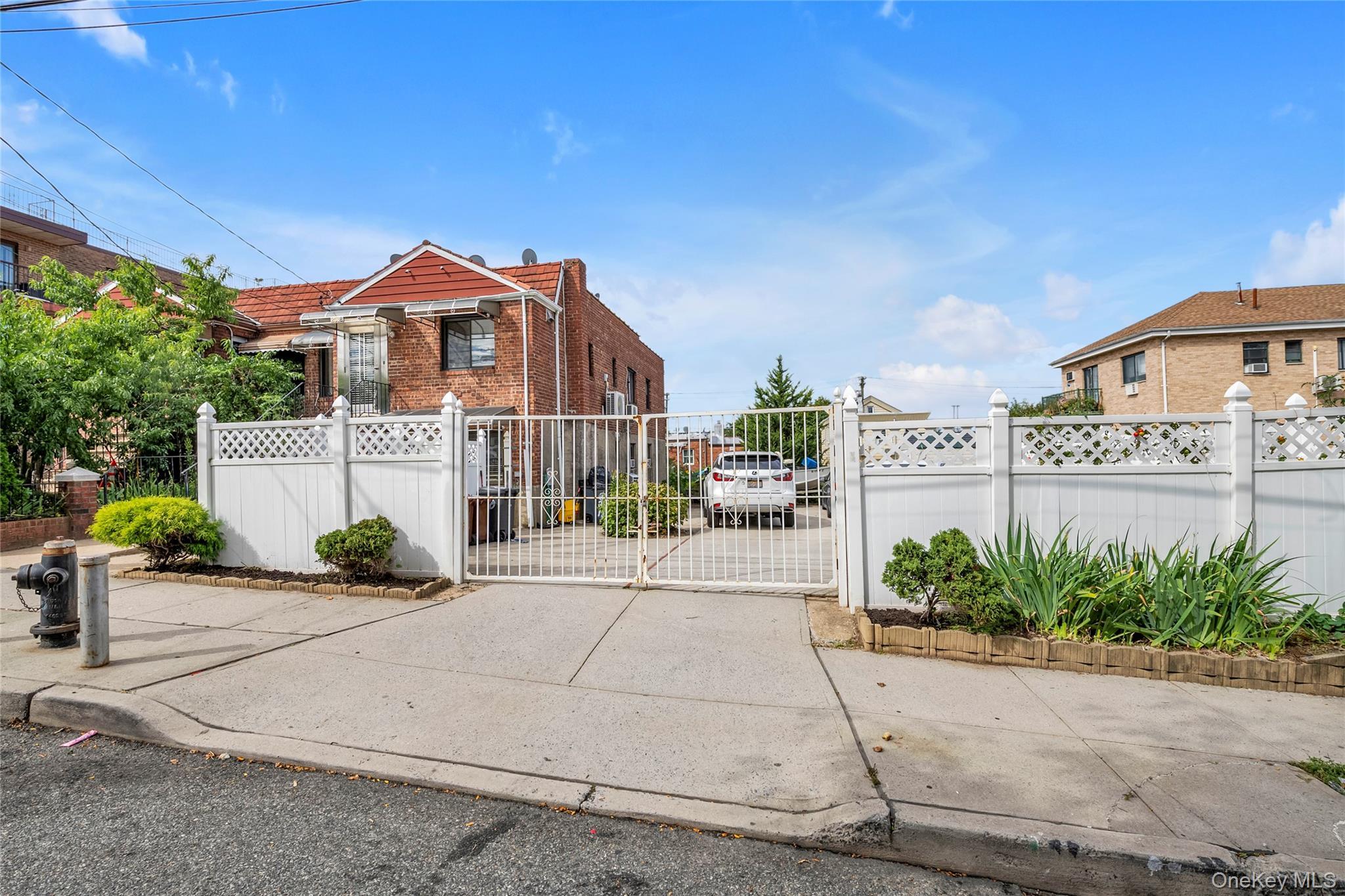 Single Family 123rd Street  Queens, NY 11354, MLS-1053246-21