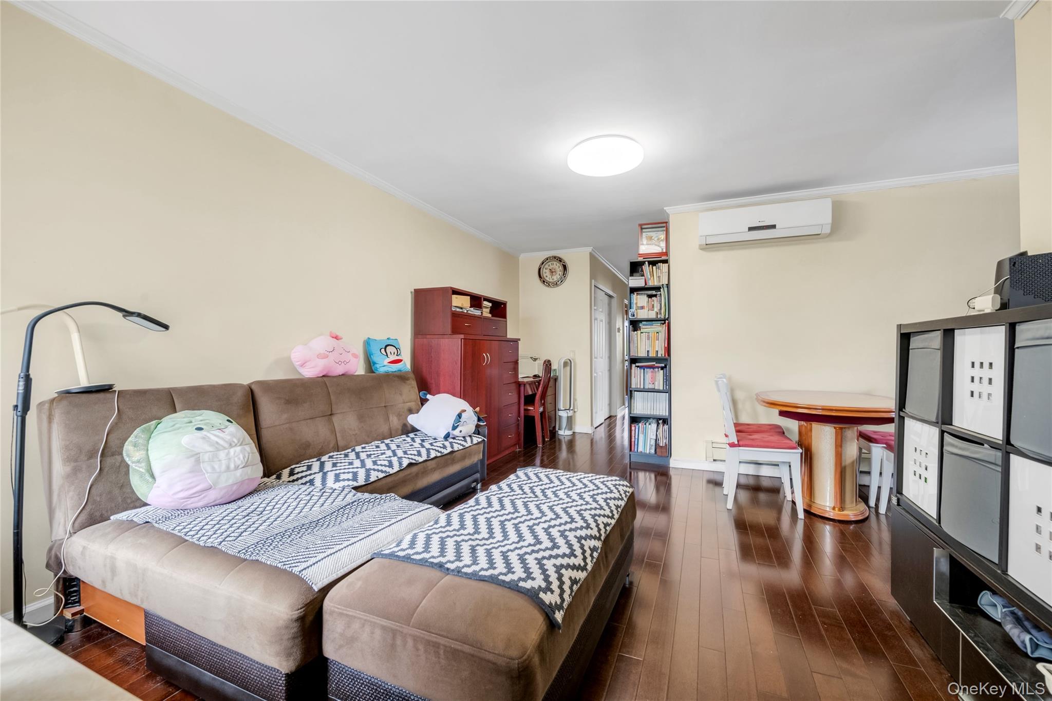Single Family 123rd Street  Queens, NY 11354, MLS-1053246-4