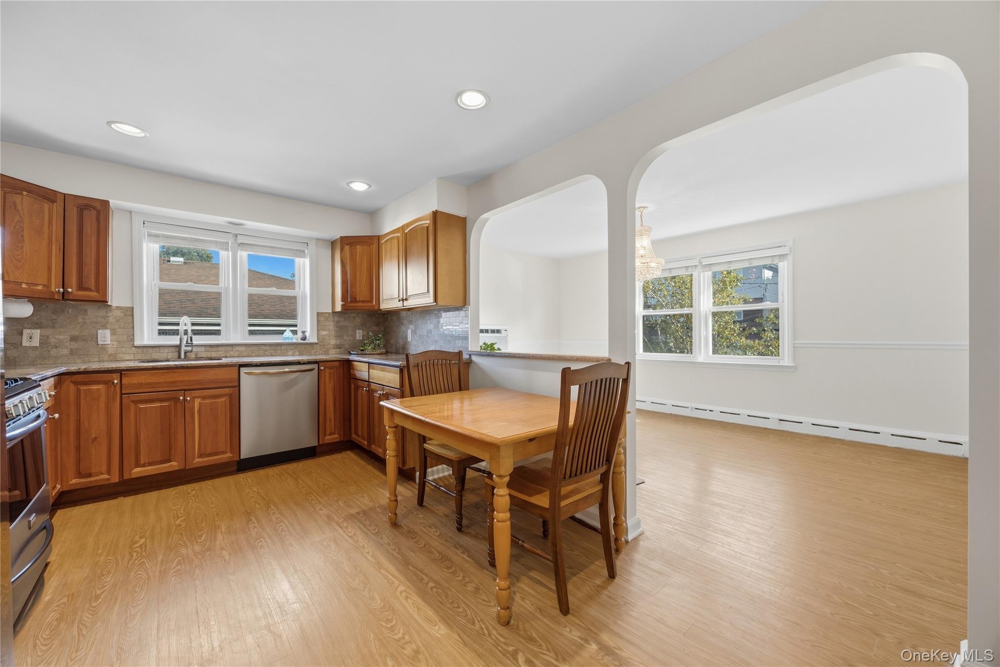 Single Family Dalton Road Westchester County, NY 10701, MLS-1053277-16
