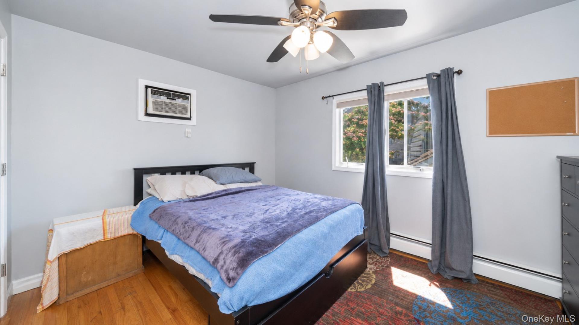Single Family Schuyler Terrace Bronx, NY 10465, MLS-1053280-10