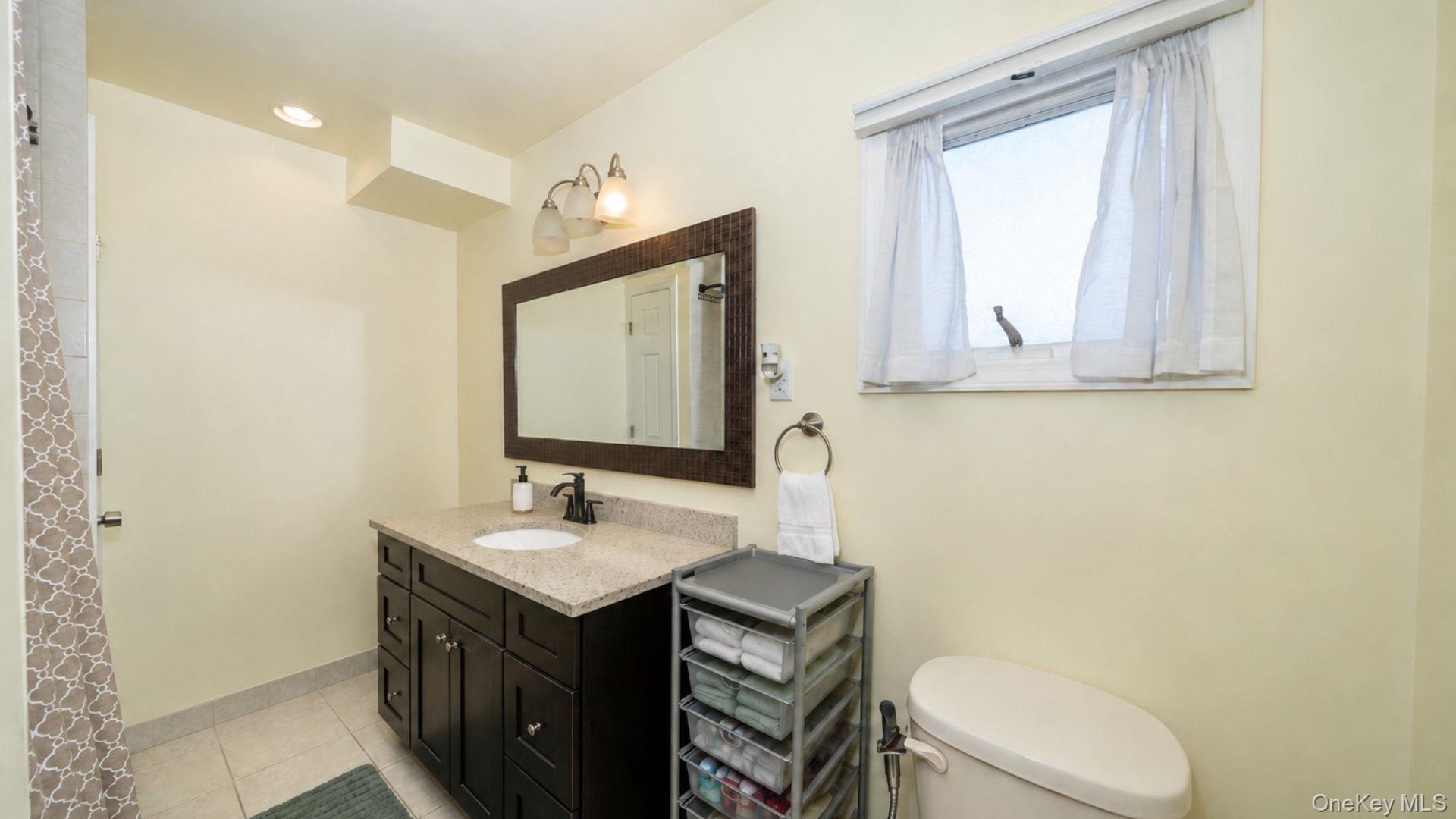 Single Family Schuyler Terrace Bronx, NY 10465, MLS-1053280-15