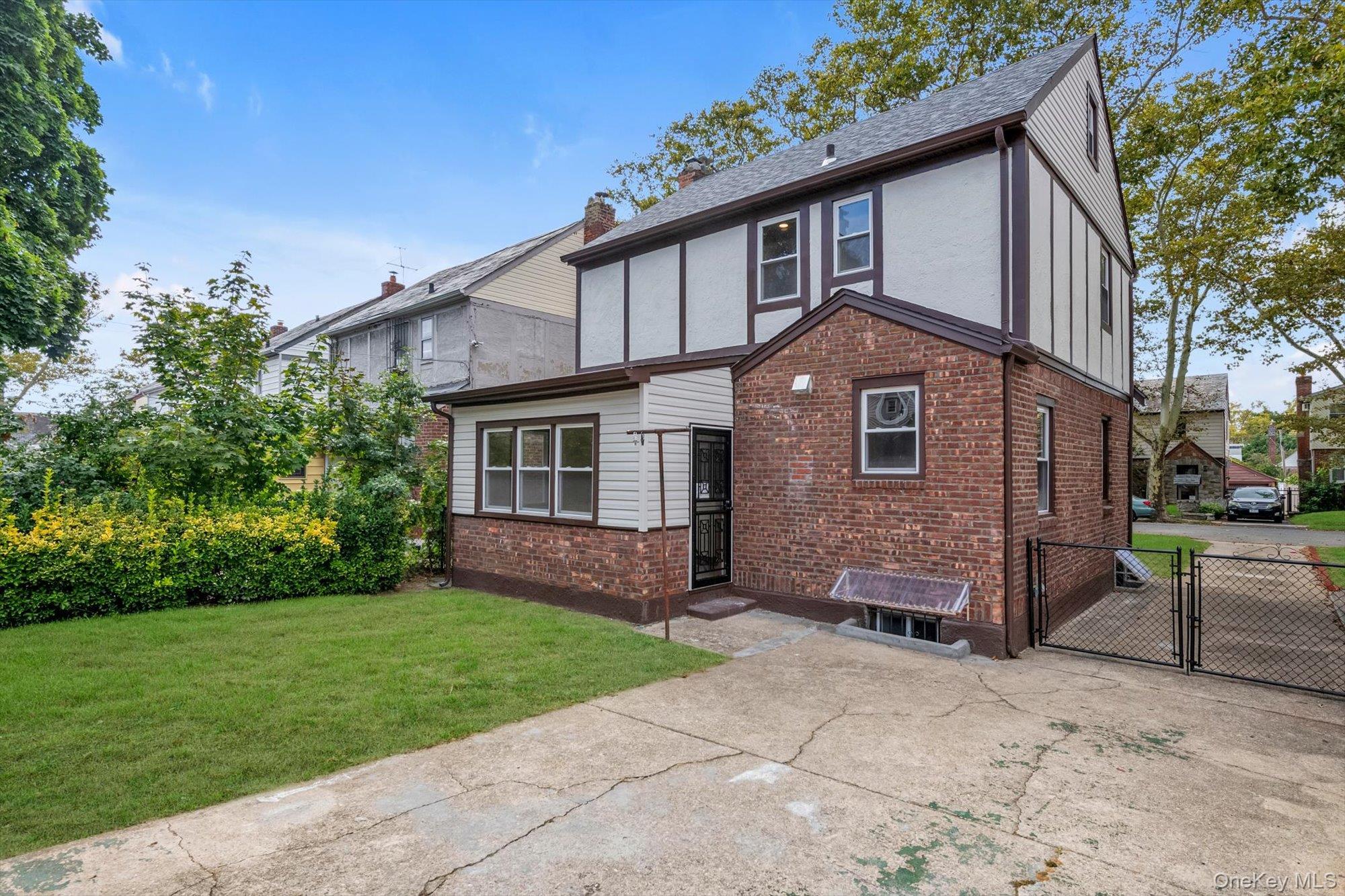 Single Family 224th Street  Queens, NY 11411, MLS-1053354-19