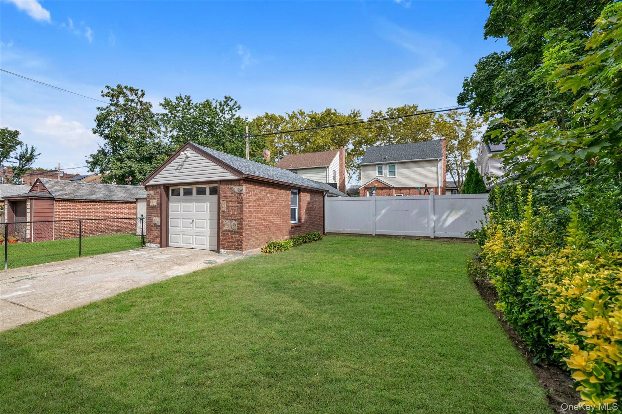 Single Family 224th Street  Queens, NY 11411, MLS-1053354-20