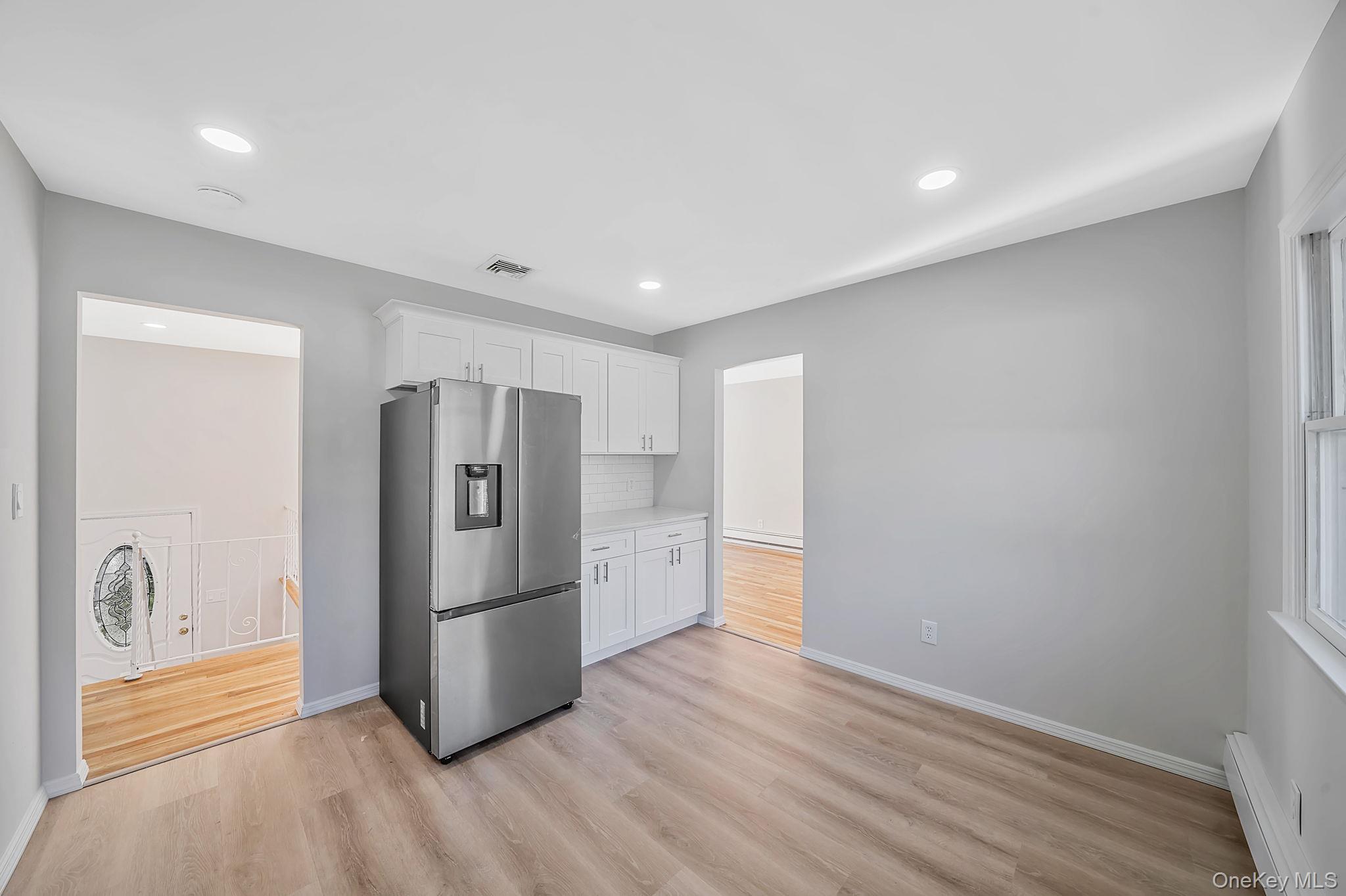 Single Family Richlee Drive  Suffolk County, NY 11731, MLS-1053382-13
