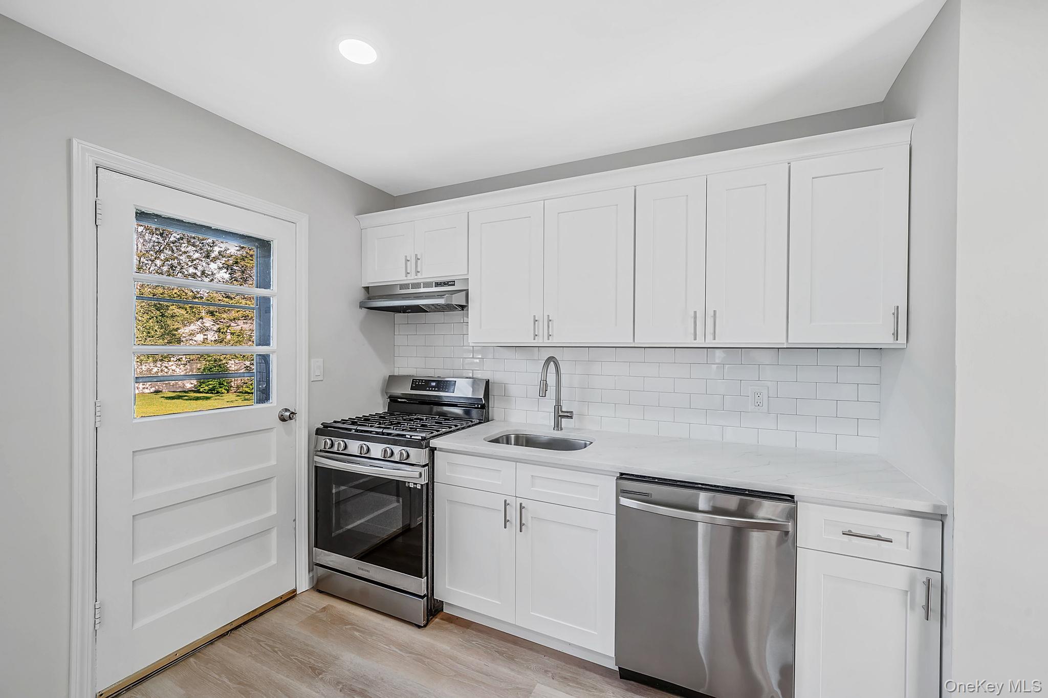 Single Family Richlee Drive  Suffolk County, NY 11731, MLS-1053382-14