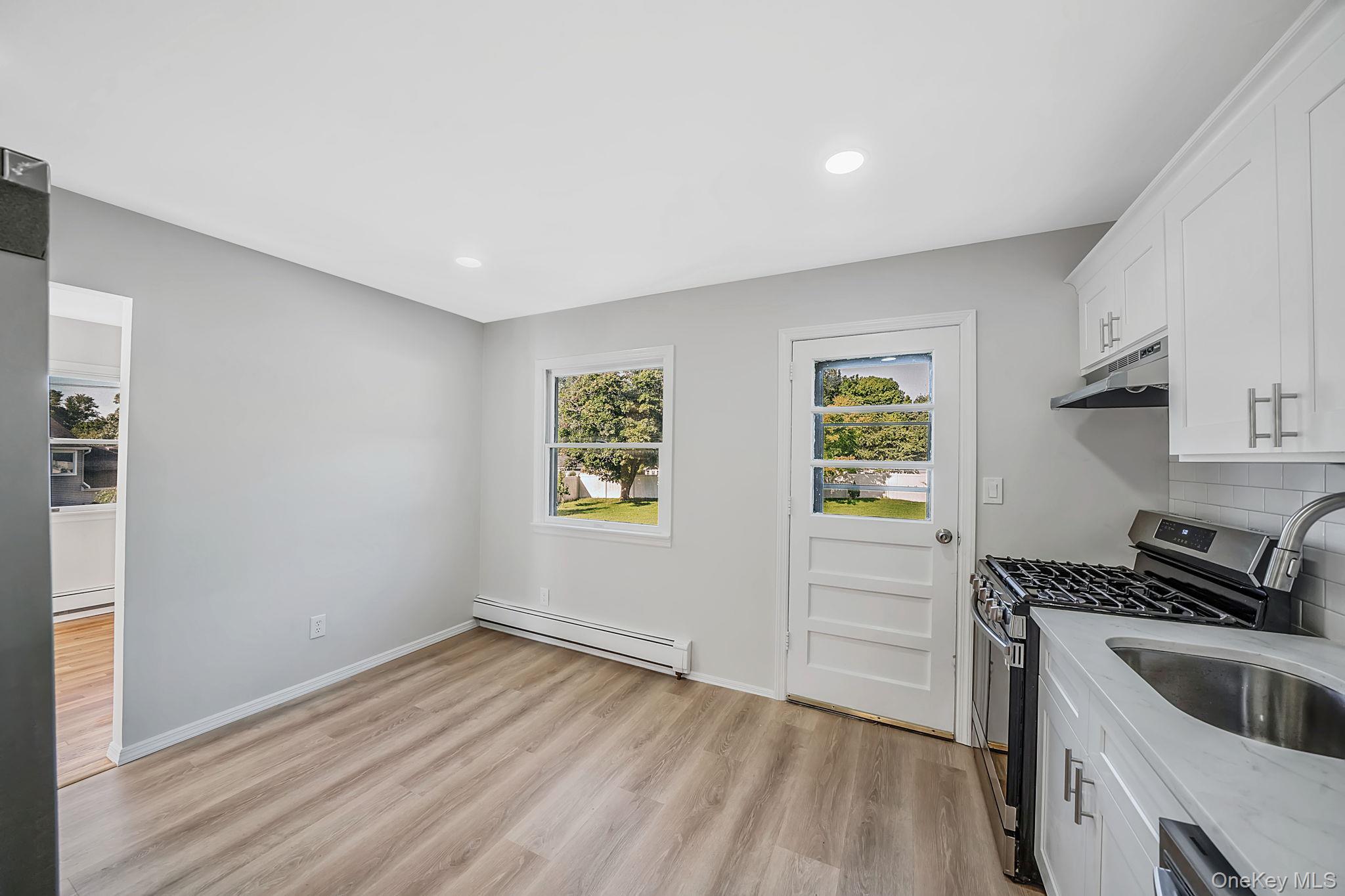 Single Family Richlee Drive  Suffolk County, NY 11731, MLS-1053382-15