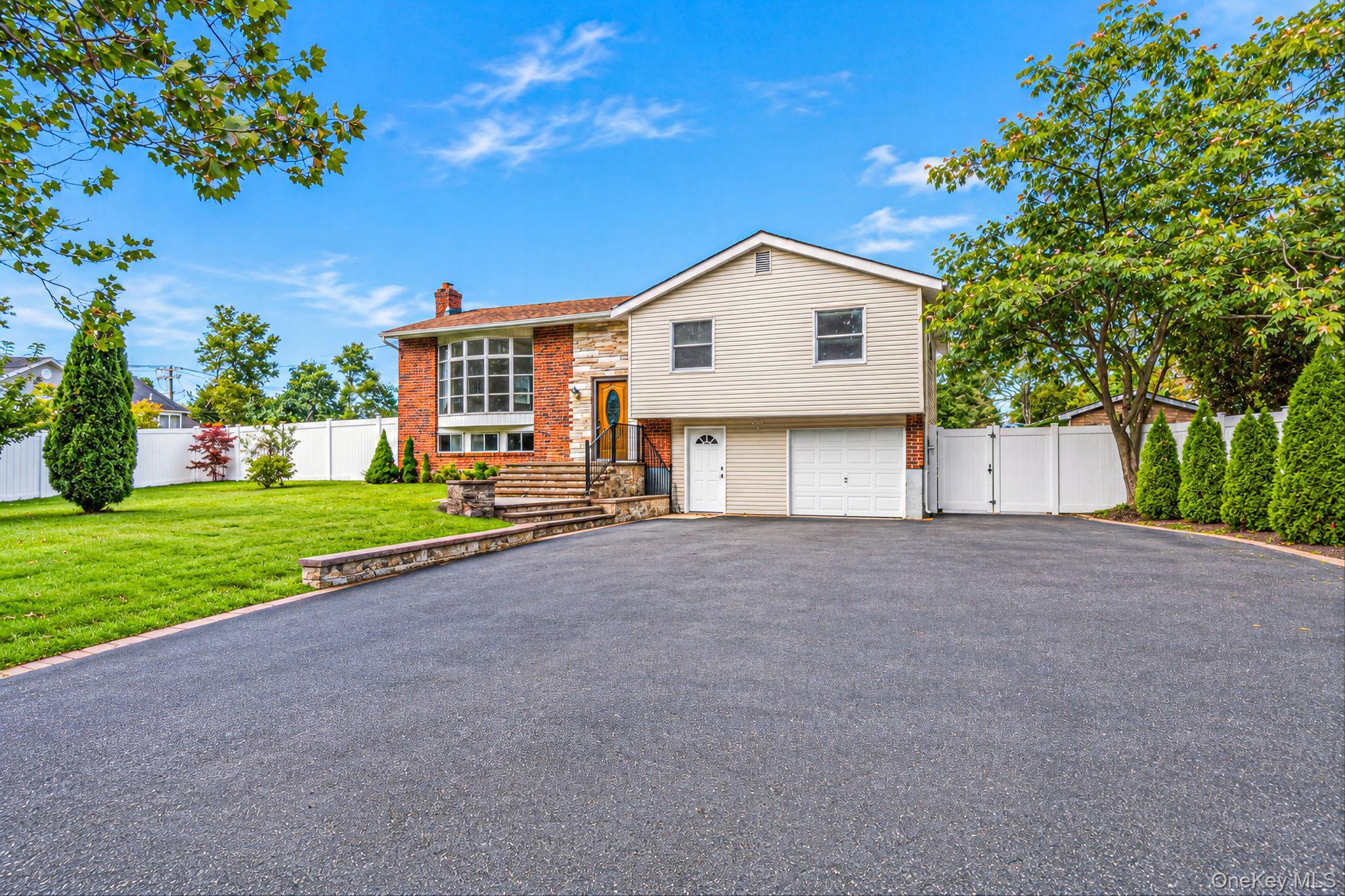 Single Family Richlee Drive  Suffolk County, NY 11731, MLS-1053382-3